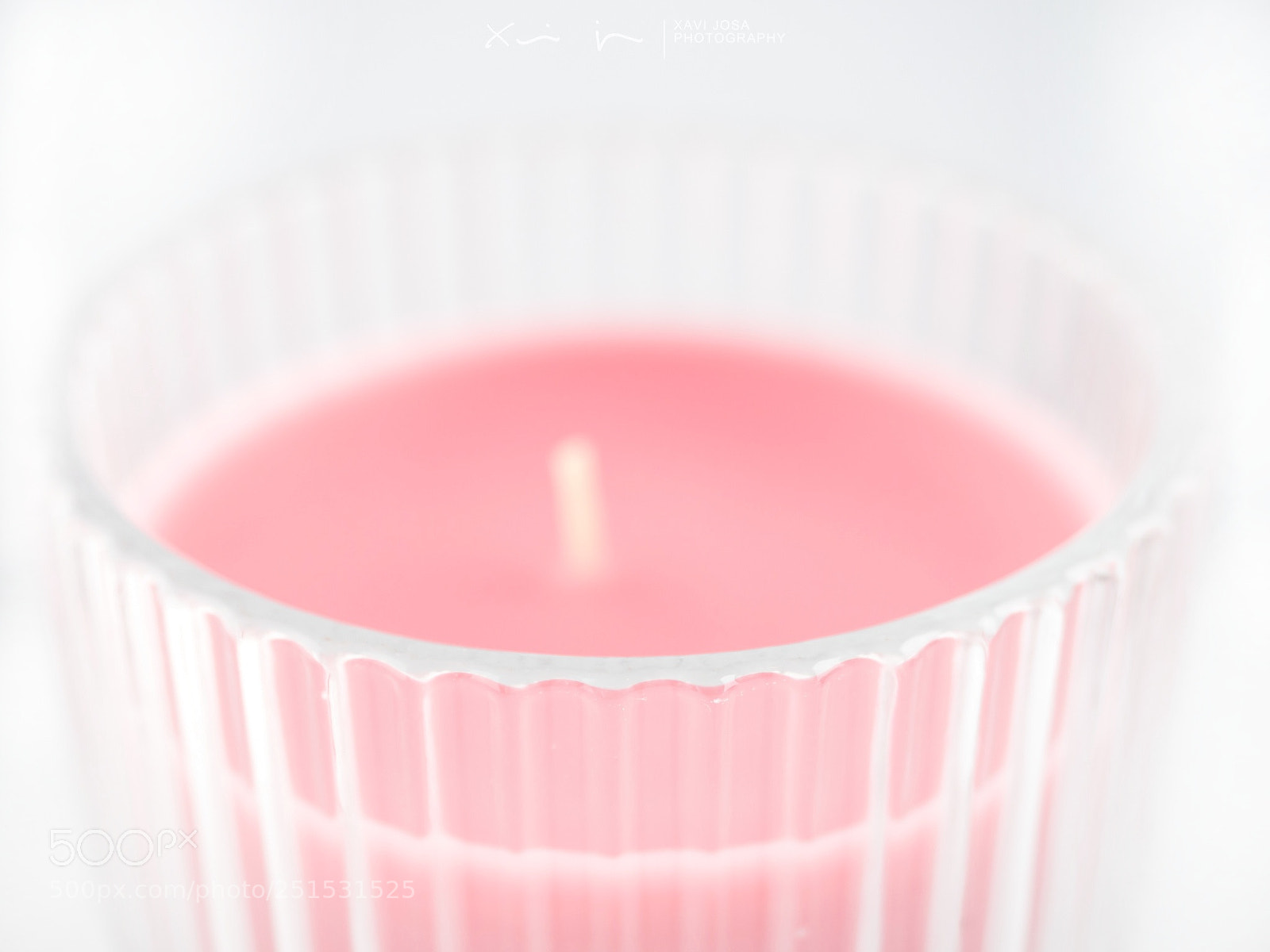 Olympus OM-D E-M1 Mark II sample photo. Pink perfume.. photography