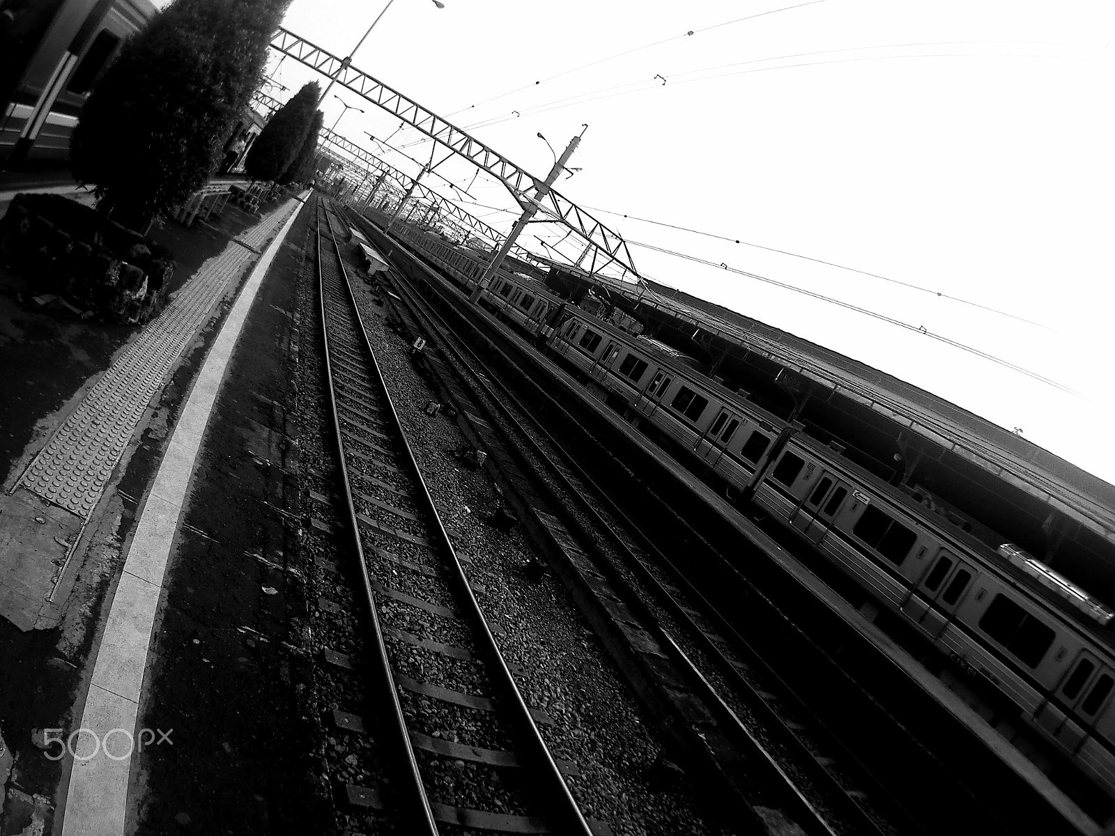HDKing Q3H sample photo. Some railway photography