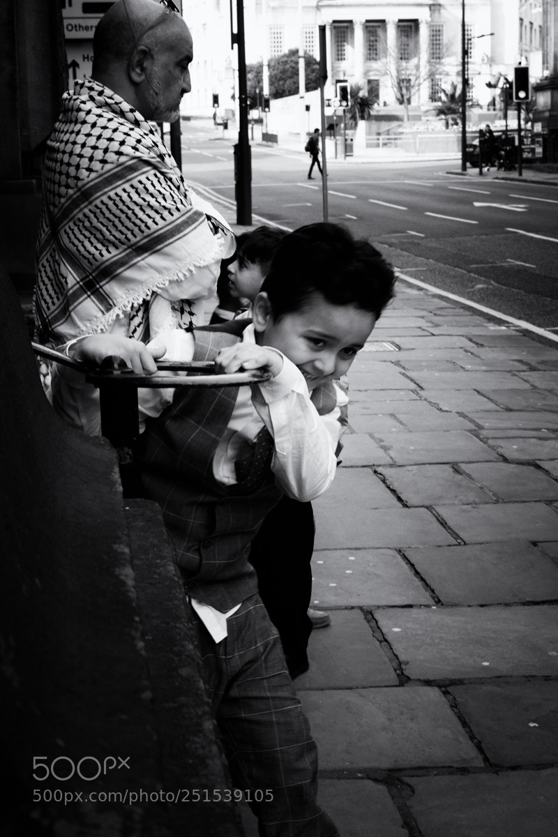 Fujifilm X100T sample photo. Playtime photography