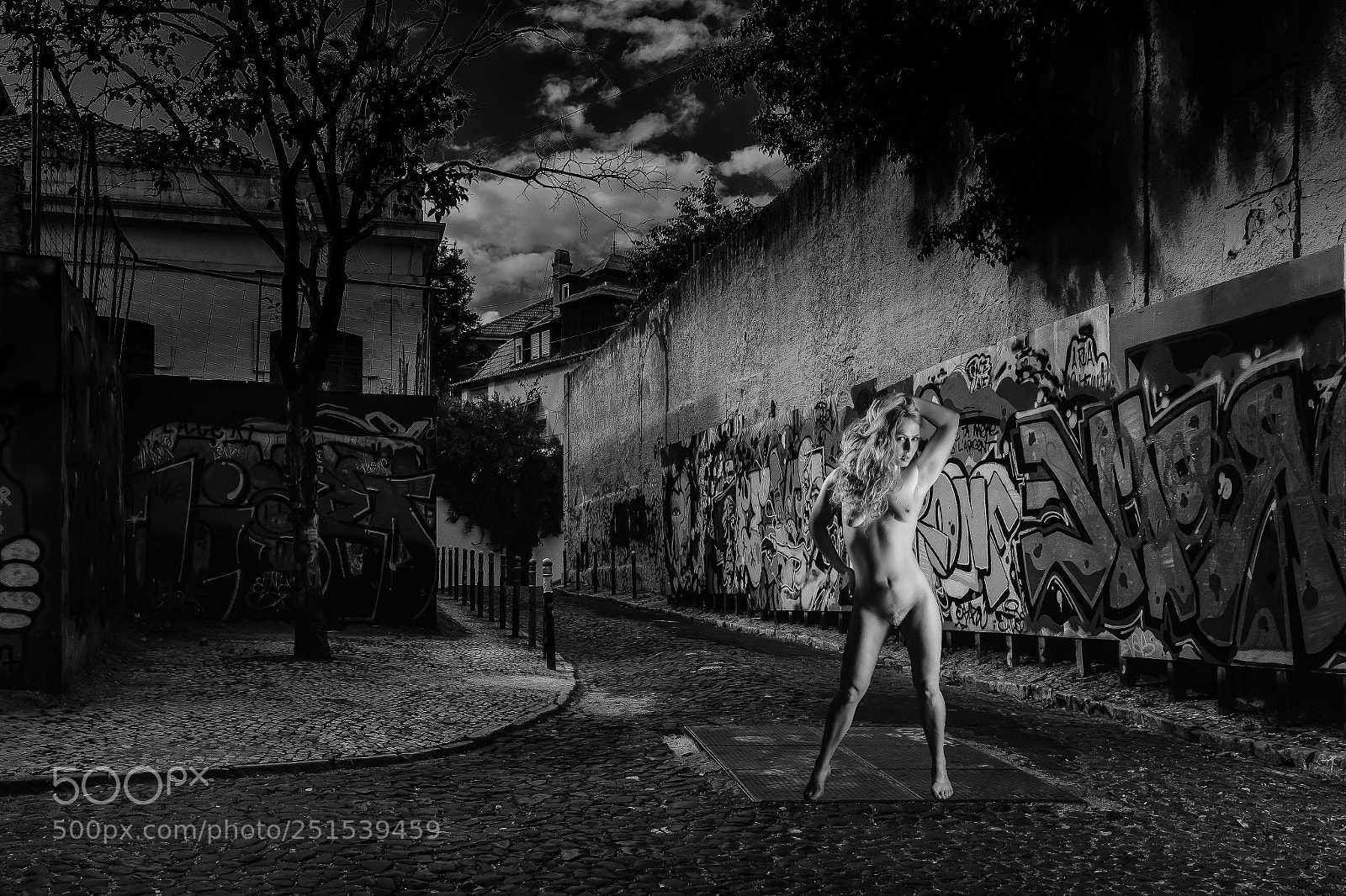 Canon EOS 70D sample photo. Street art in lisbon photography