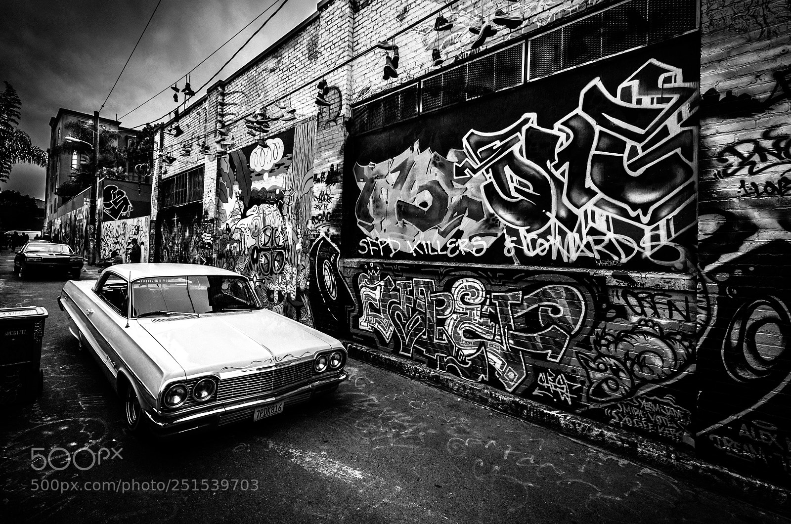 Nikon D7000 sample photo. Back street photography