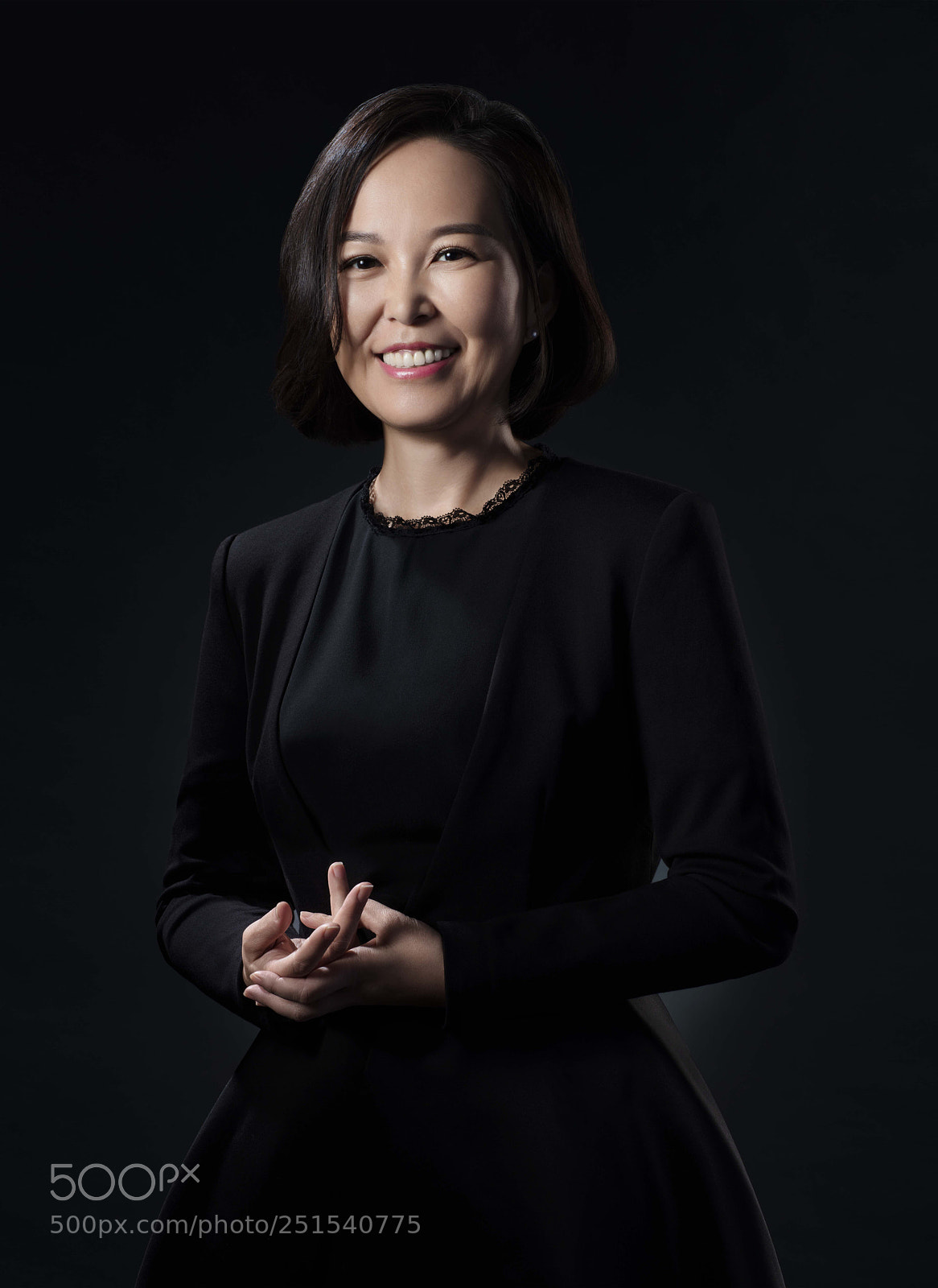 Canon EOS 5DS R sample photo. Portraits of asian women photography