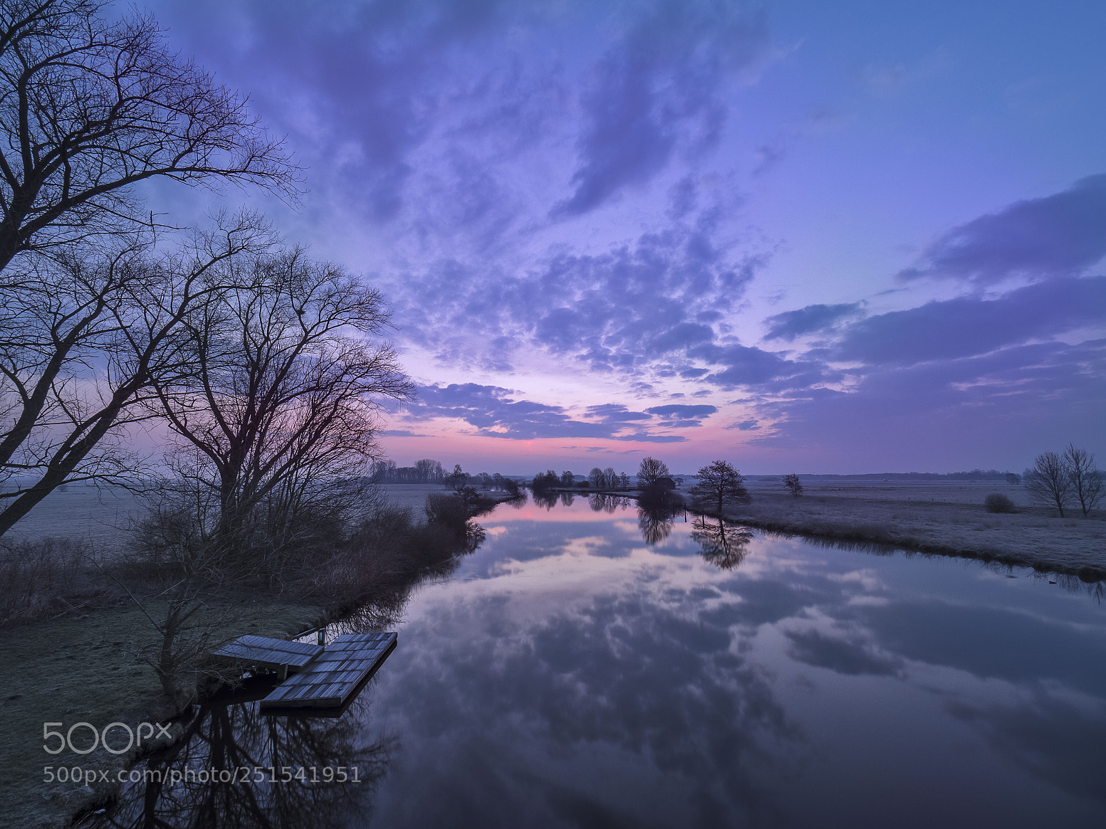Olympus OM-D E-M1 Mark II sample photo. Twilight at the river photography