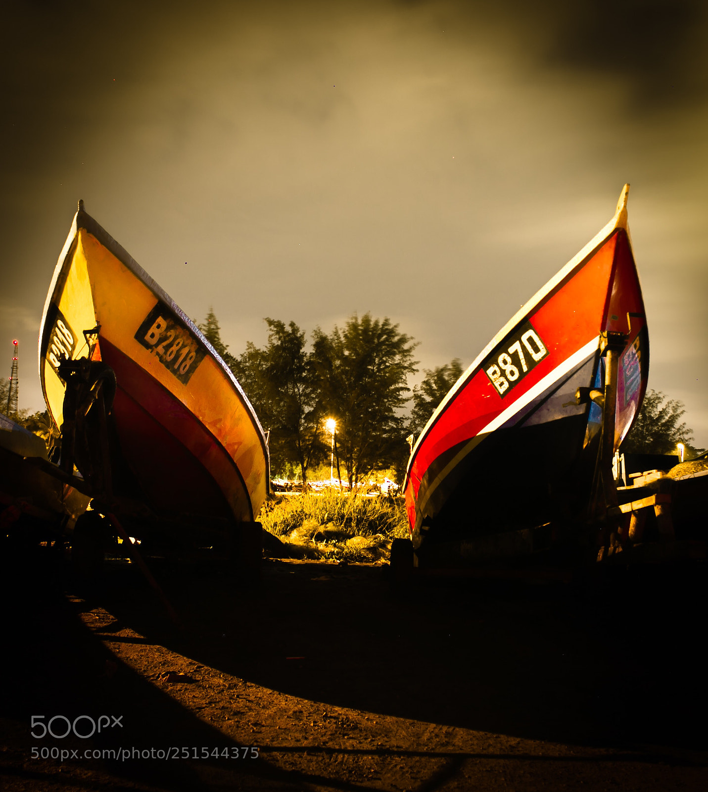 Canon EOS 70D sample photo. Floating boat photography