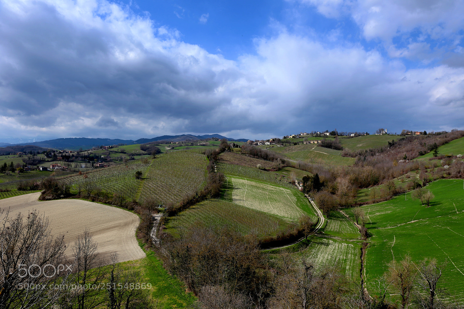 Canon EF 24-70mm F4L IS USM sample photo. Hills in val parma photography