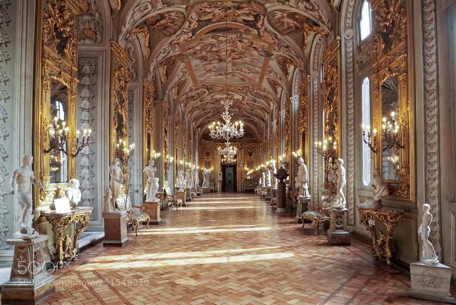 Sony ILCA-77M2 sample photo. Roma - gallery doria photography