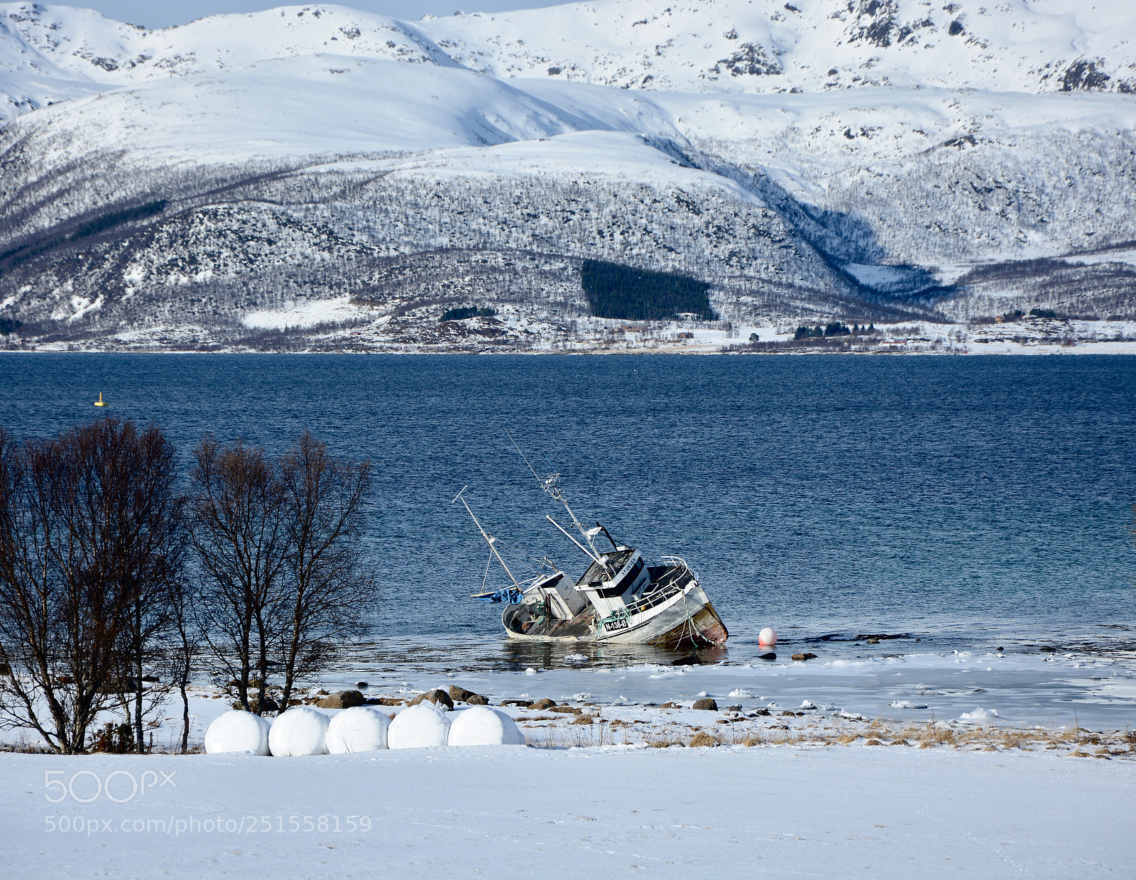 Nikon D5200 sample photo. Boat photography