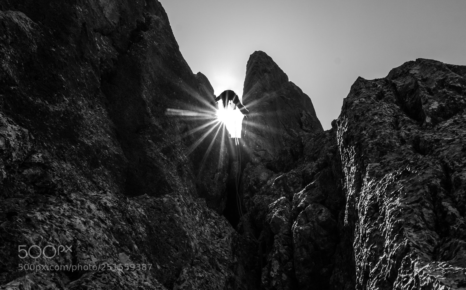 Canon PowerShot G1 X Mark II sample photo. Climb into light photography