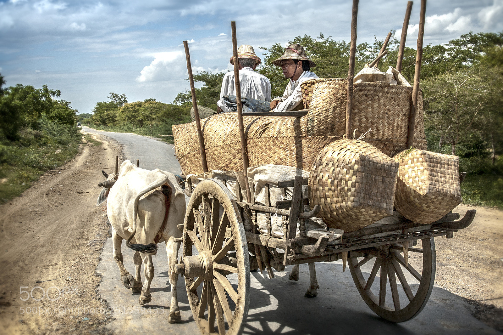 Nikon D70 sample photo. Road to mandalay / myanmar photography