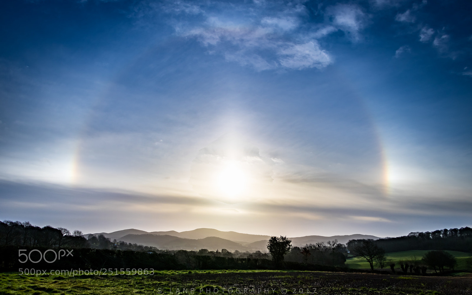 Canon EOS 760D (EOS Rebel T6s / EOS 8000D) sample photo. Solar halo photography