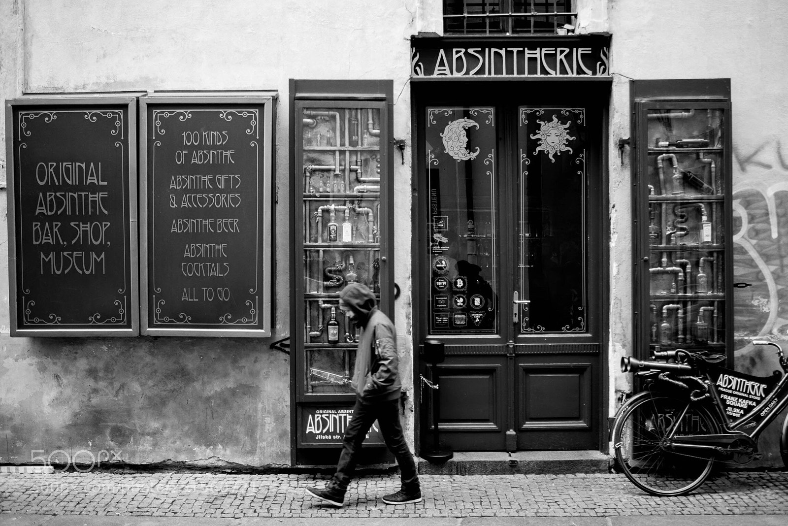 Nikon D800 sample photo. Absintherie photography