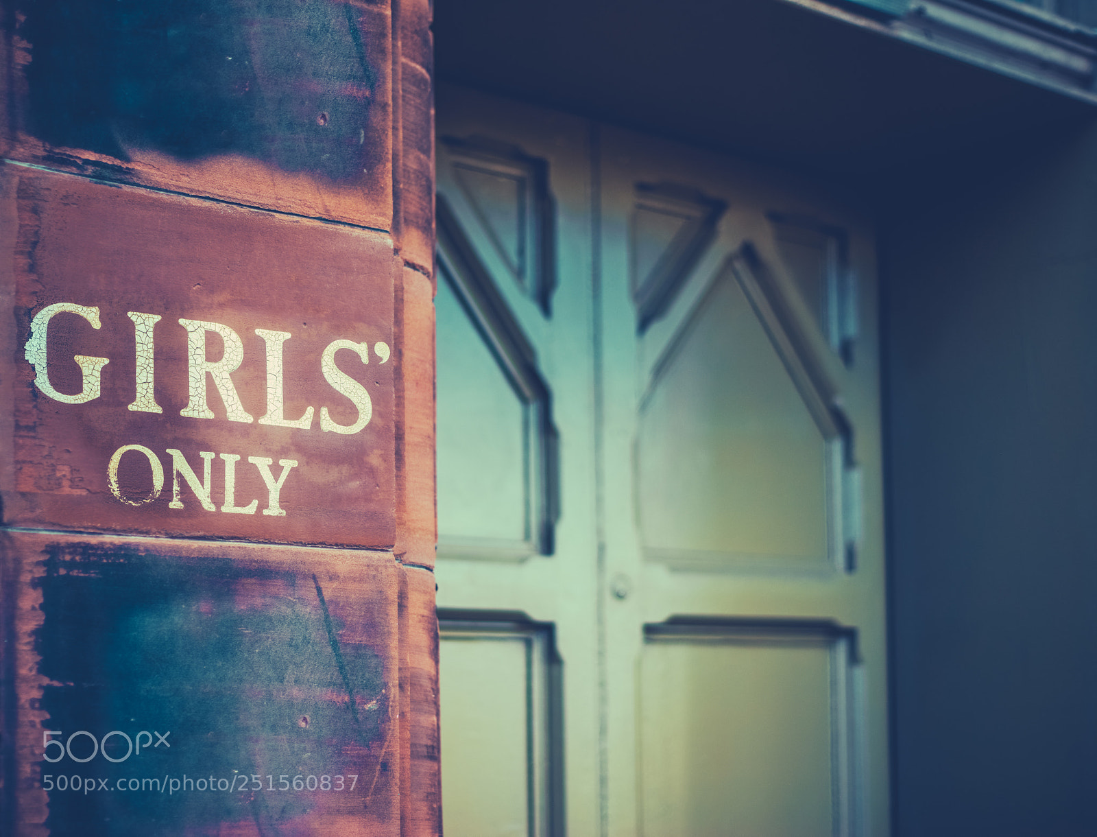 Nikon D800 sample photo. Vintage girls only sign photography