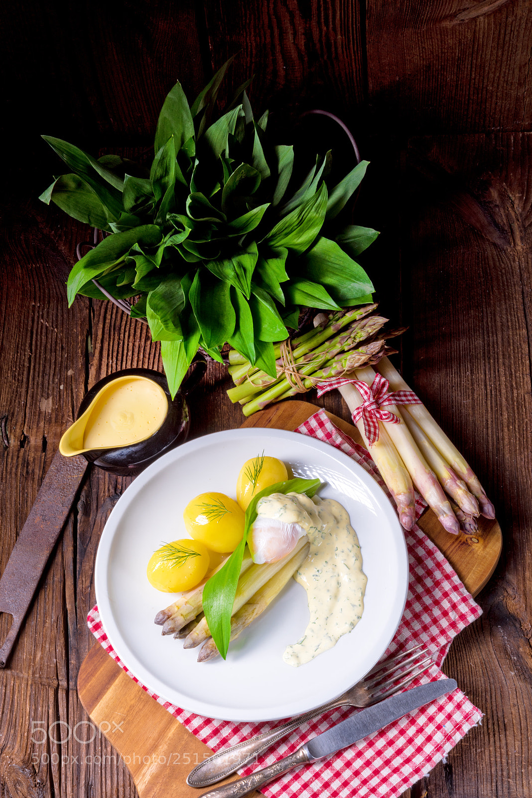 Nikon D810 sample photo. Asparagus with egg and photography