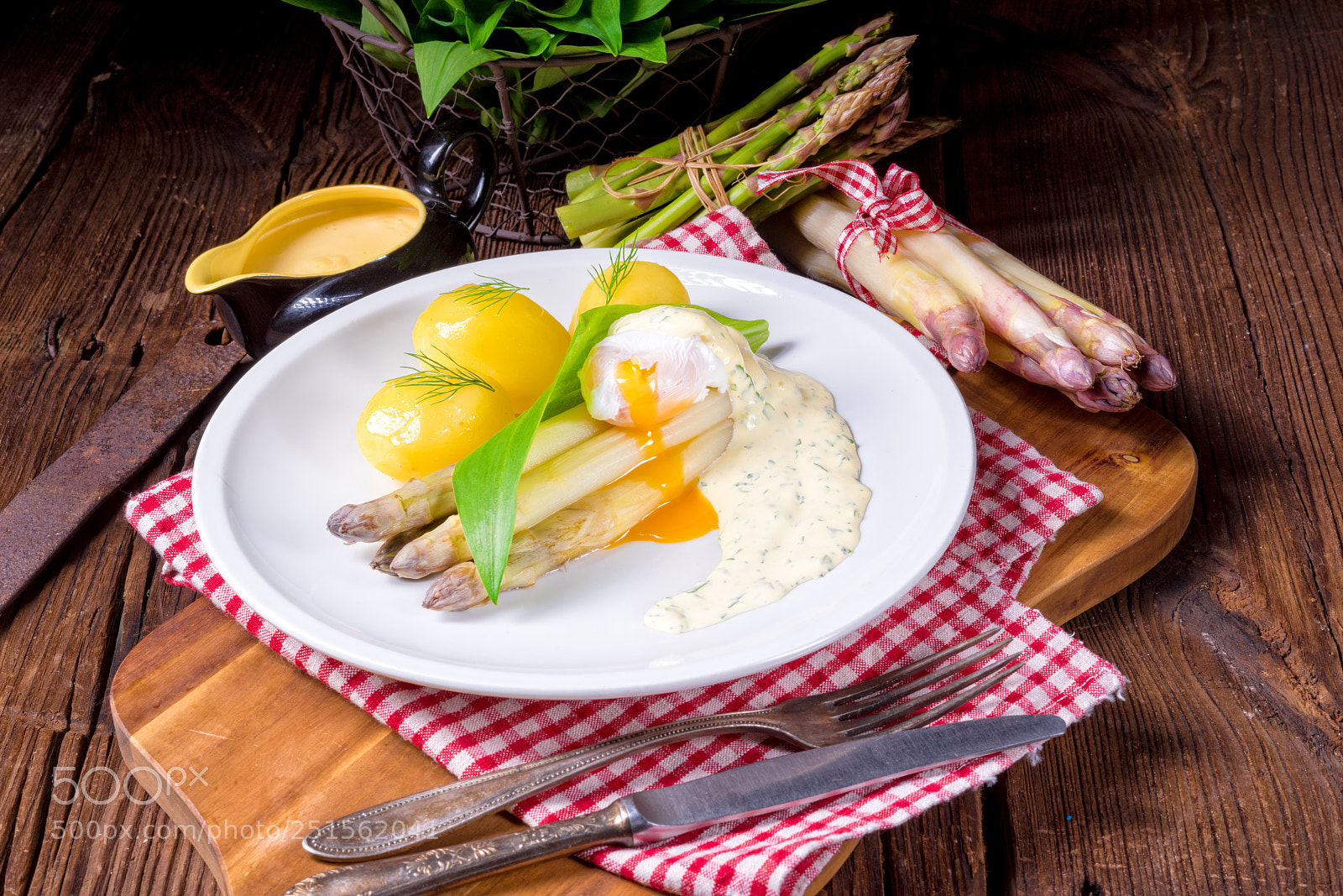 Nikon D810 sample photo. Asparagus with egg and photography