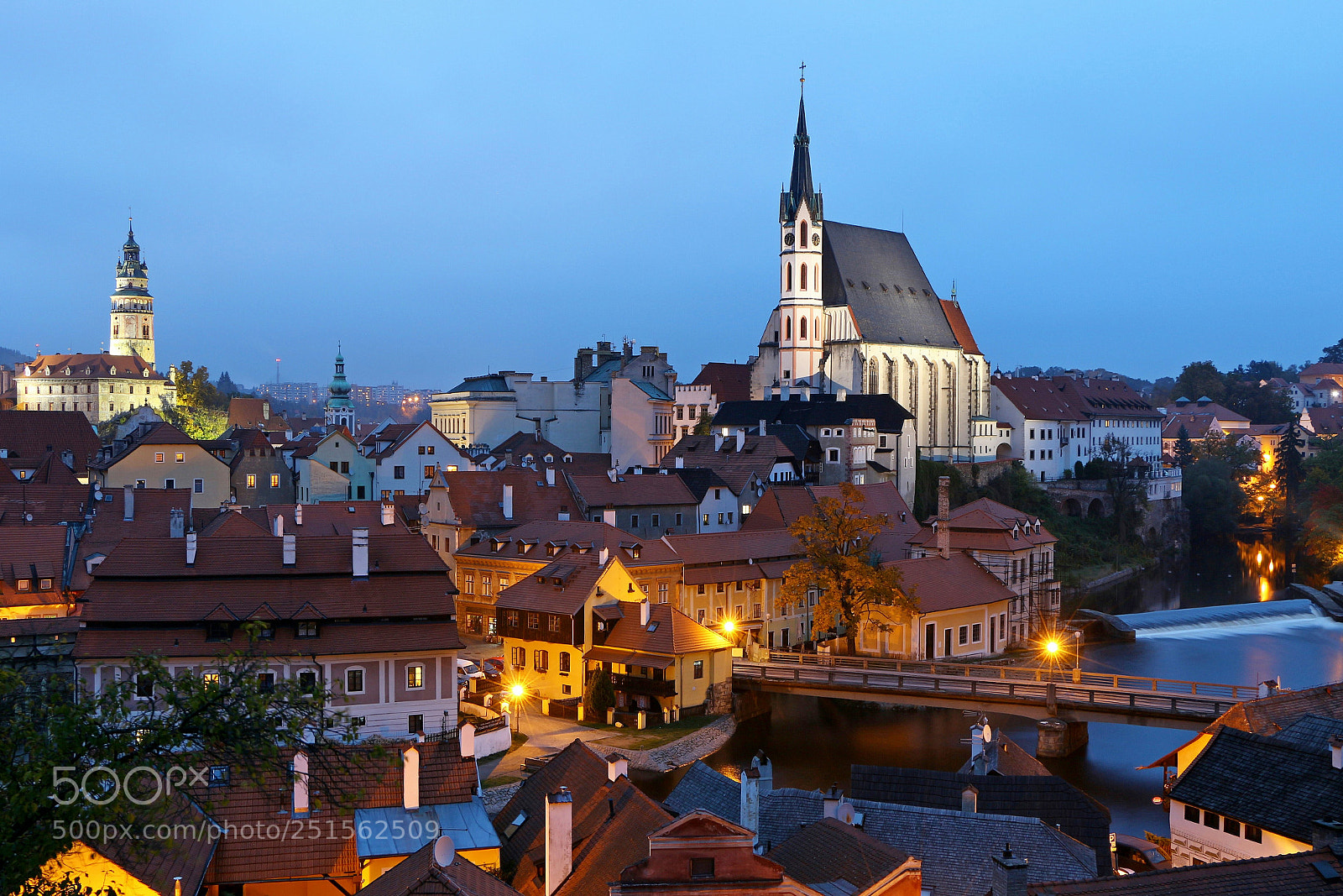 Canon EOS 100D (EOS Rebel SL1 / EOS Kiss X7) sample photo. Night view over cesky photography