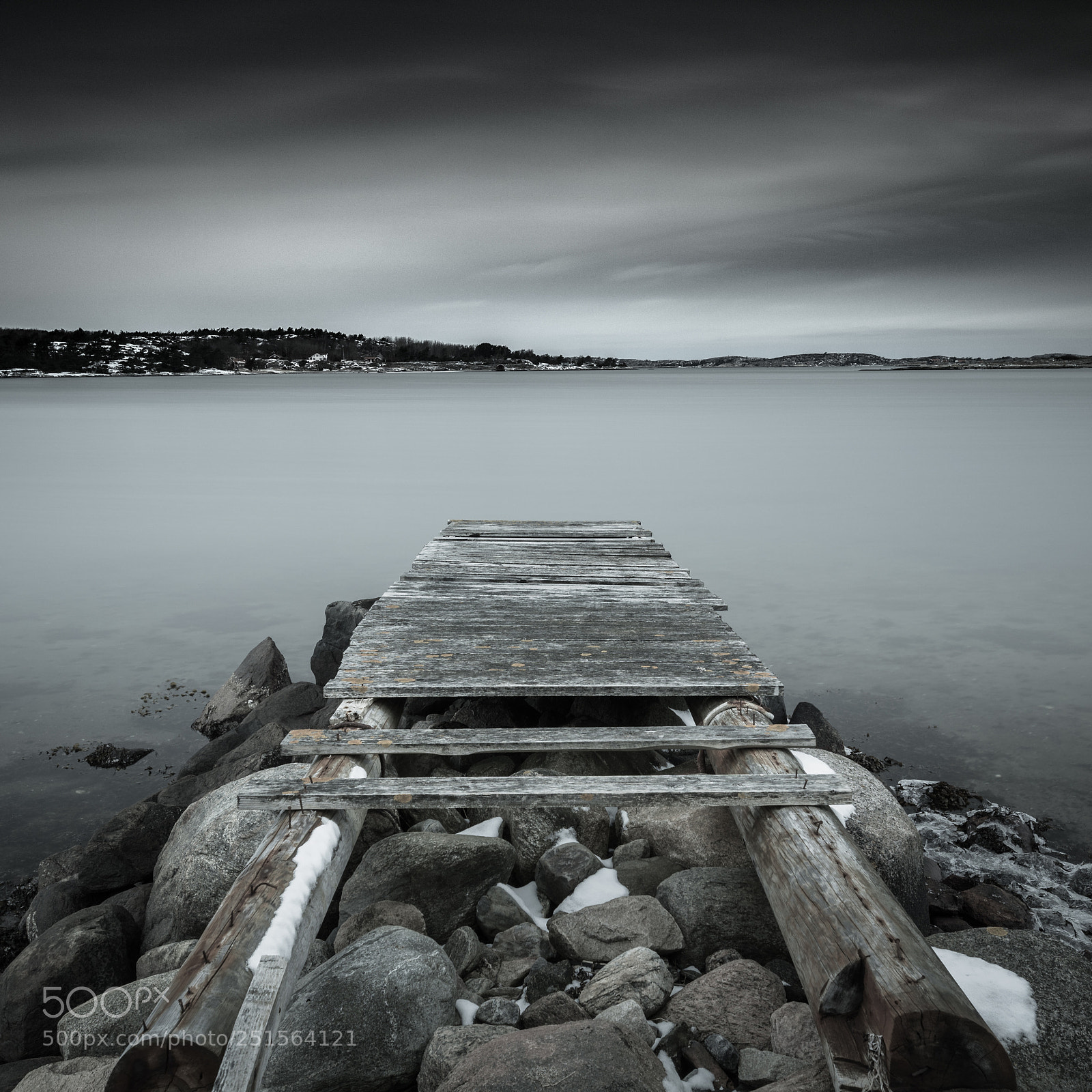 Canon EOS 750D (EOS Rebel T6i / EOS Kiss X8i) sample photo. Forgotten docks photography
