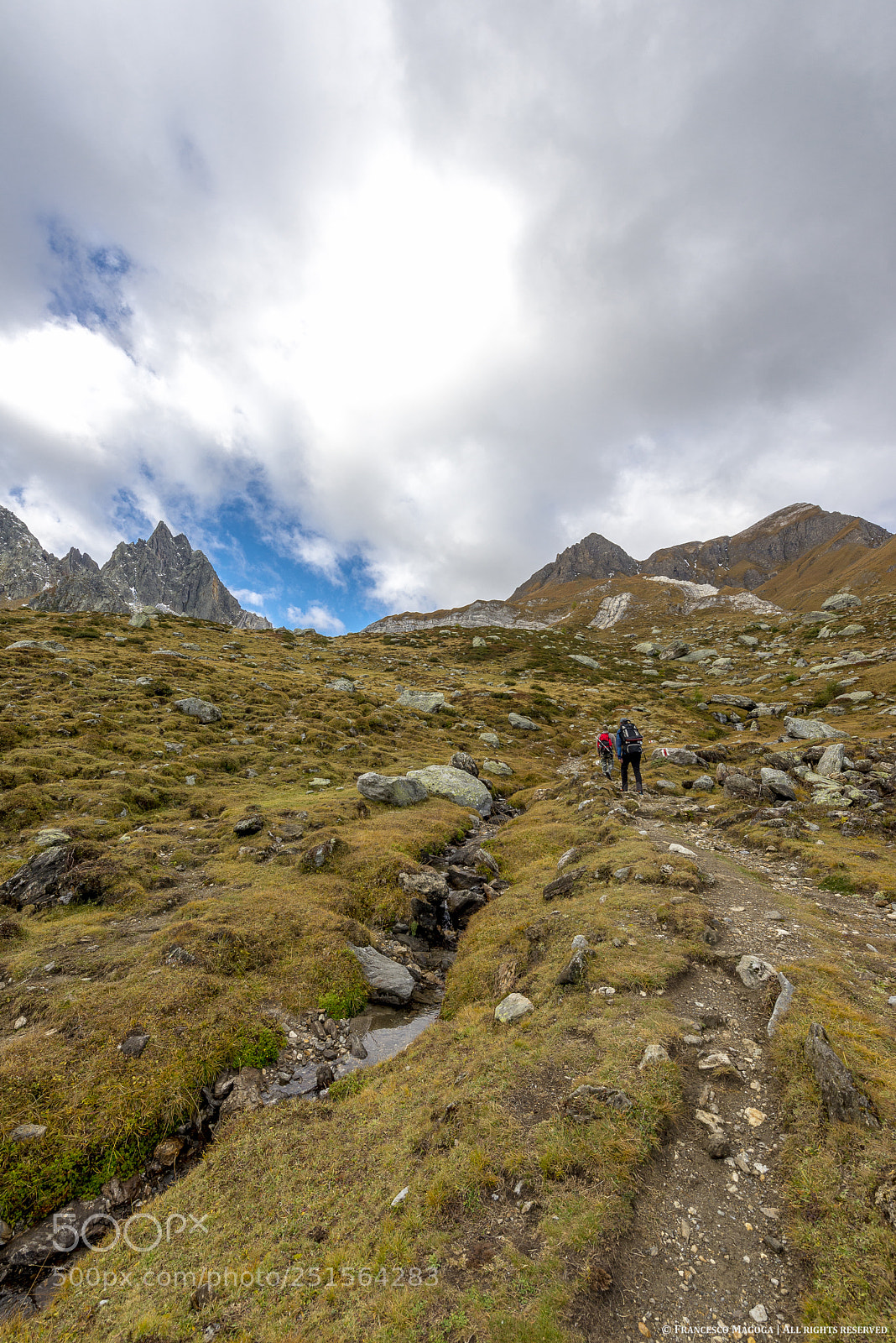 Nikon D600 sample photo. Hiking towards leit lake photography