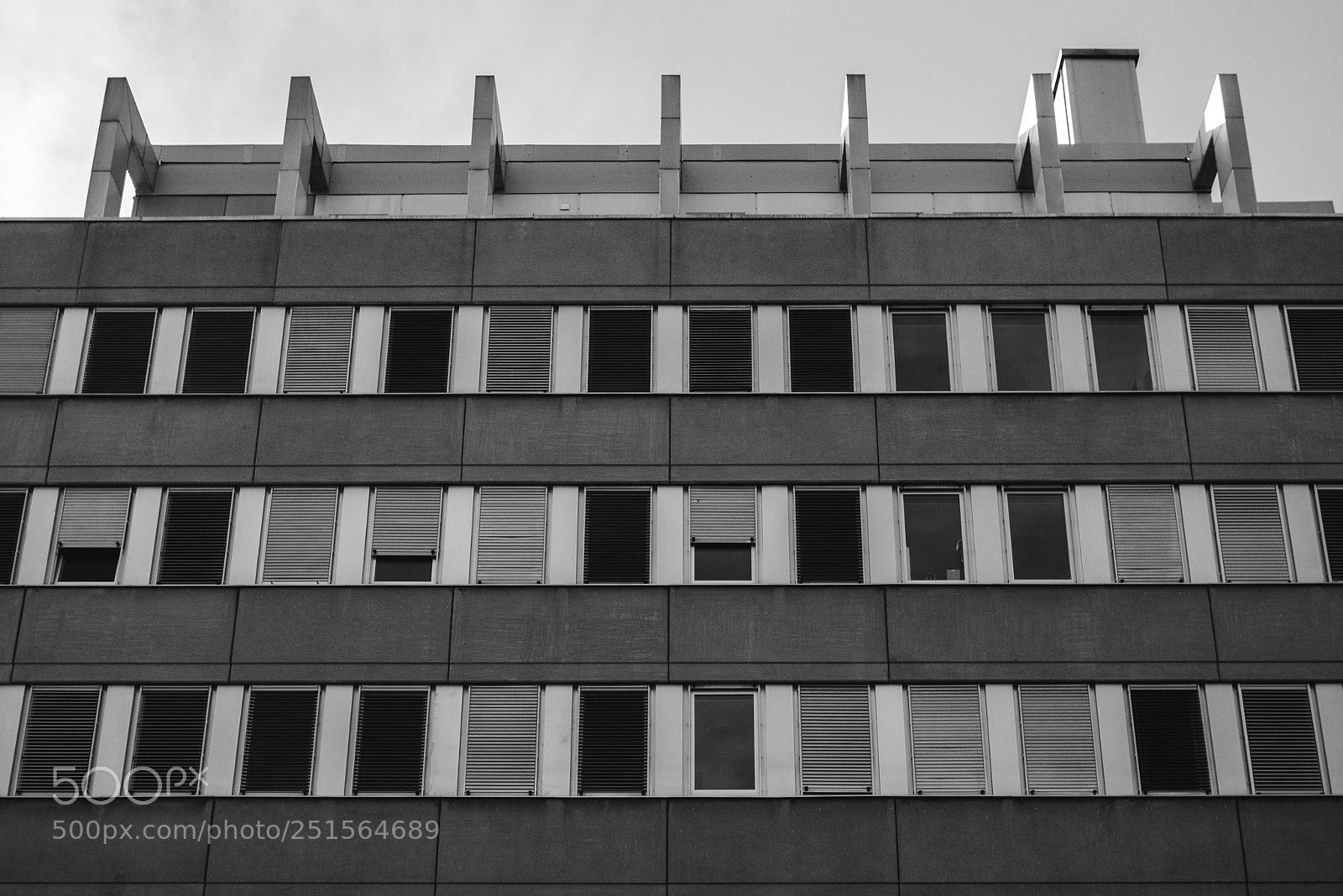 Panasonic Lumix DMC-GX85 (Lumix DMC-GX80 / Lumix DMC-GX7 Mark II) sample photo. Straight lines photography