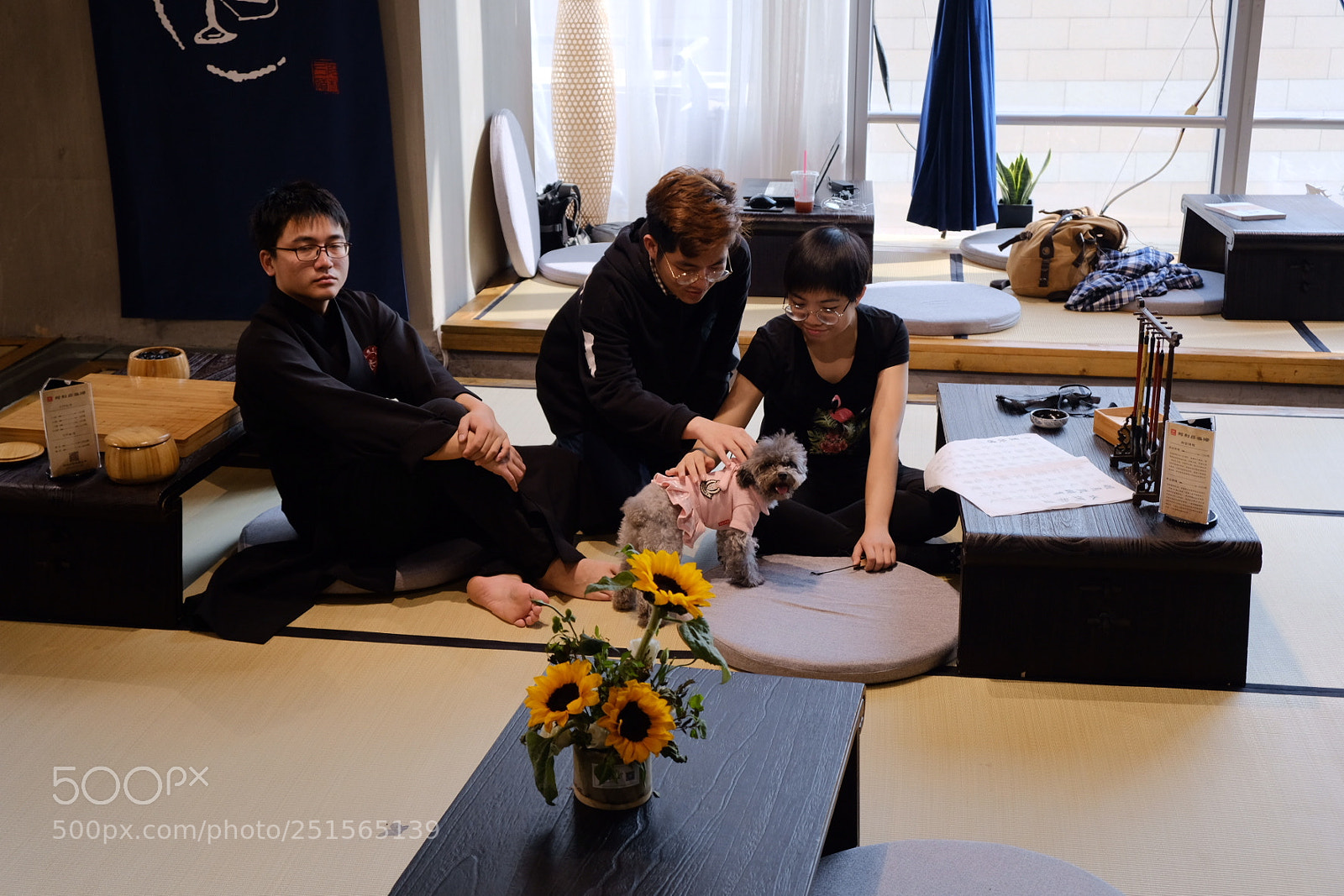 Fujifilm X-E3 sample photo. Enjoy strangers always photography
