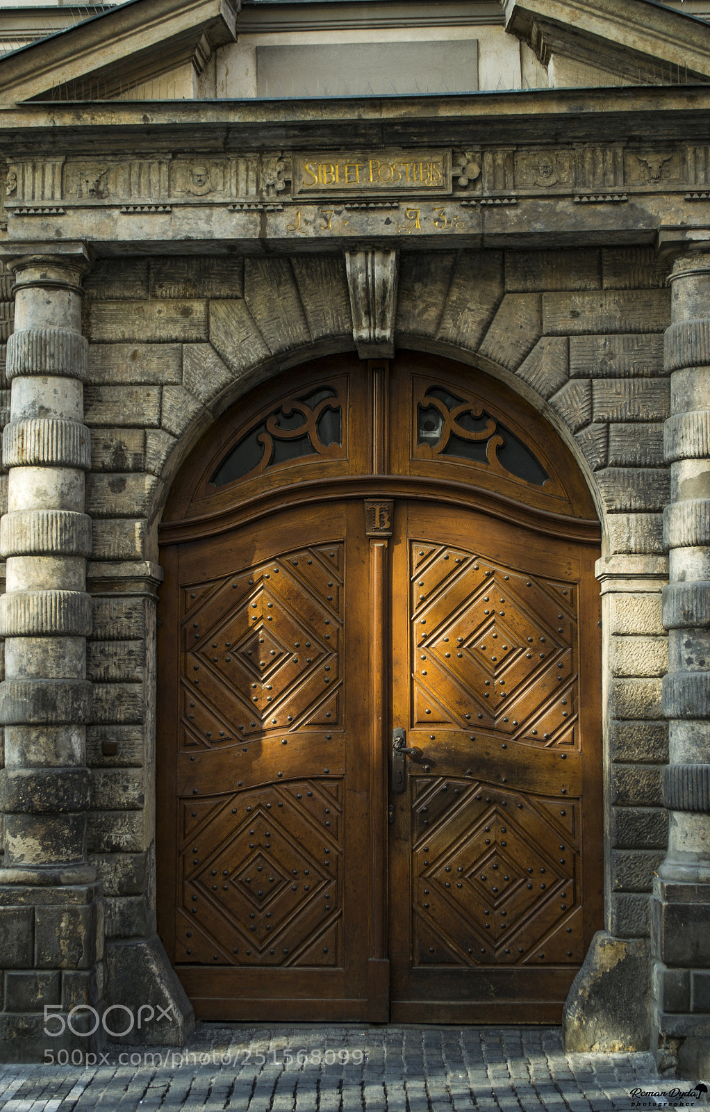 Nikon D3100 sample photo. Doors to the fortress. photography