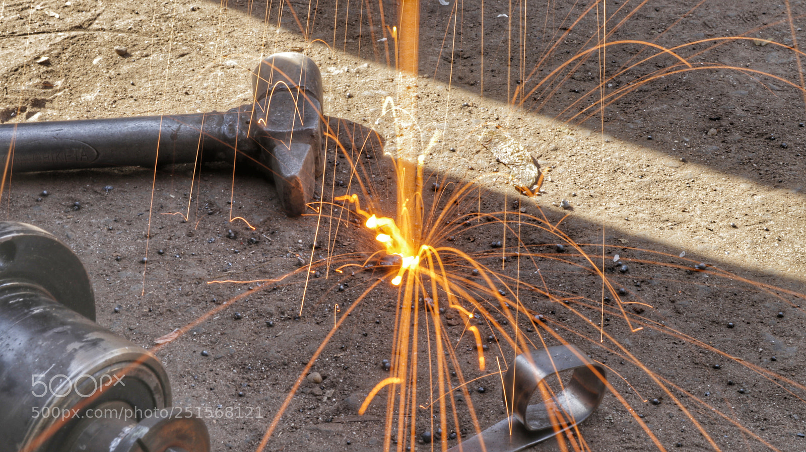Canon EOS 80D sample photo. Melted metal photography