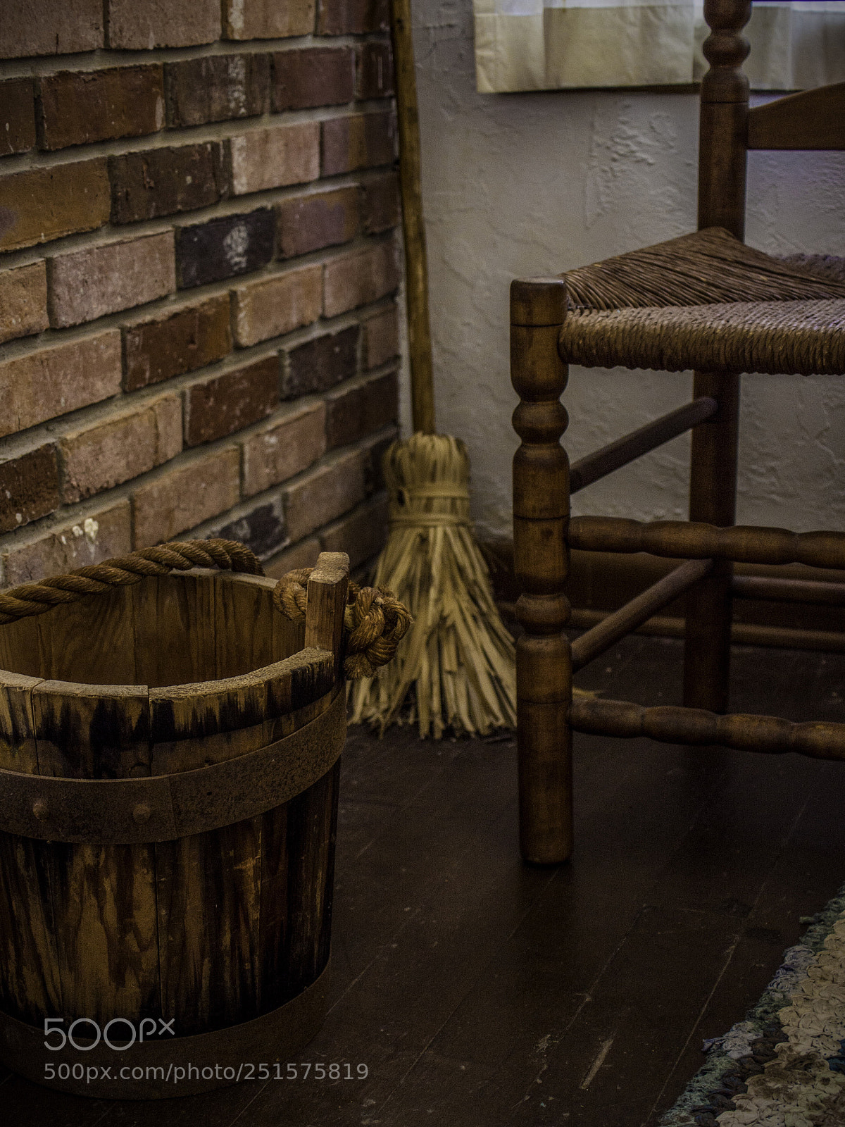 Olympus PEN E-PL6 sample photo. Cleaning corner photography