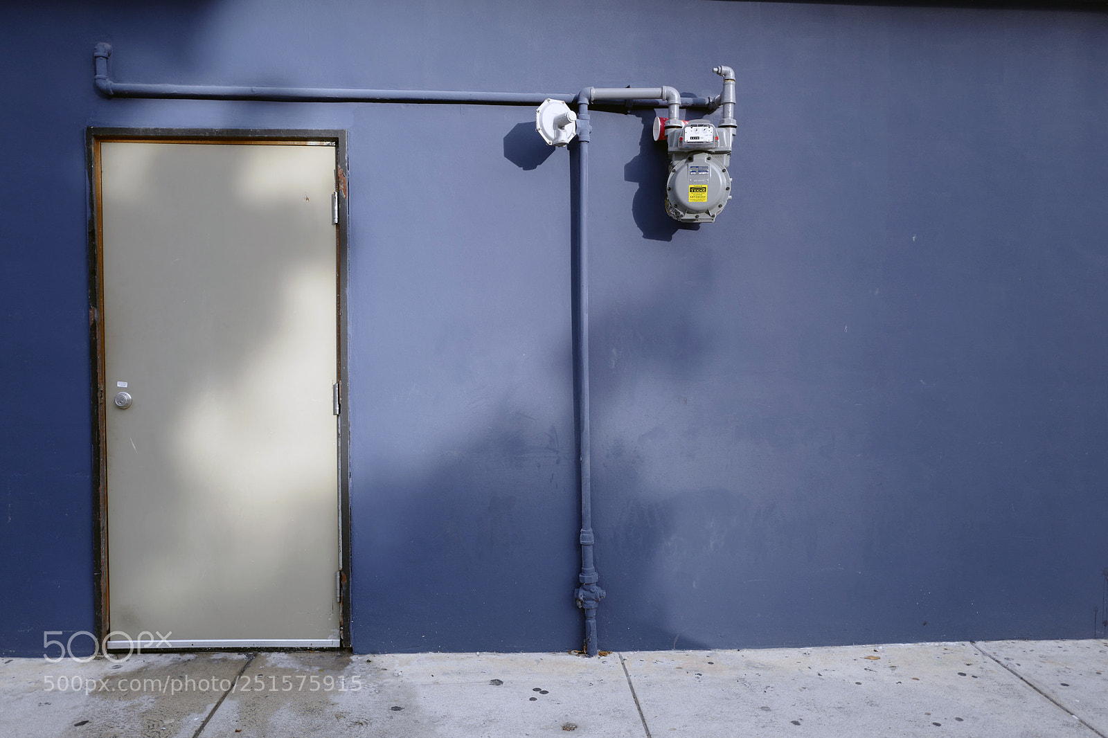 Leica Q (Typ 116) sample photo. Door photography