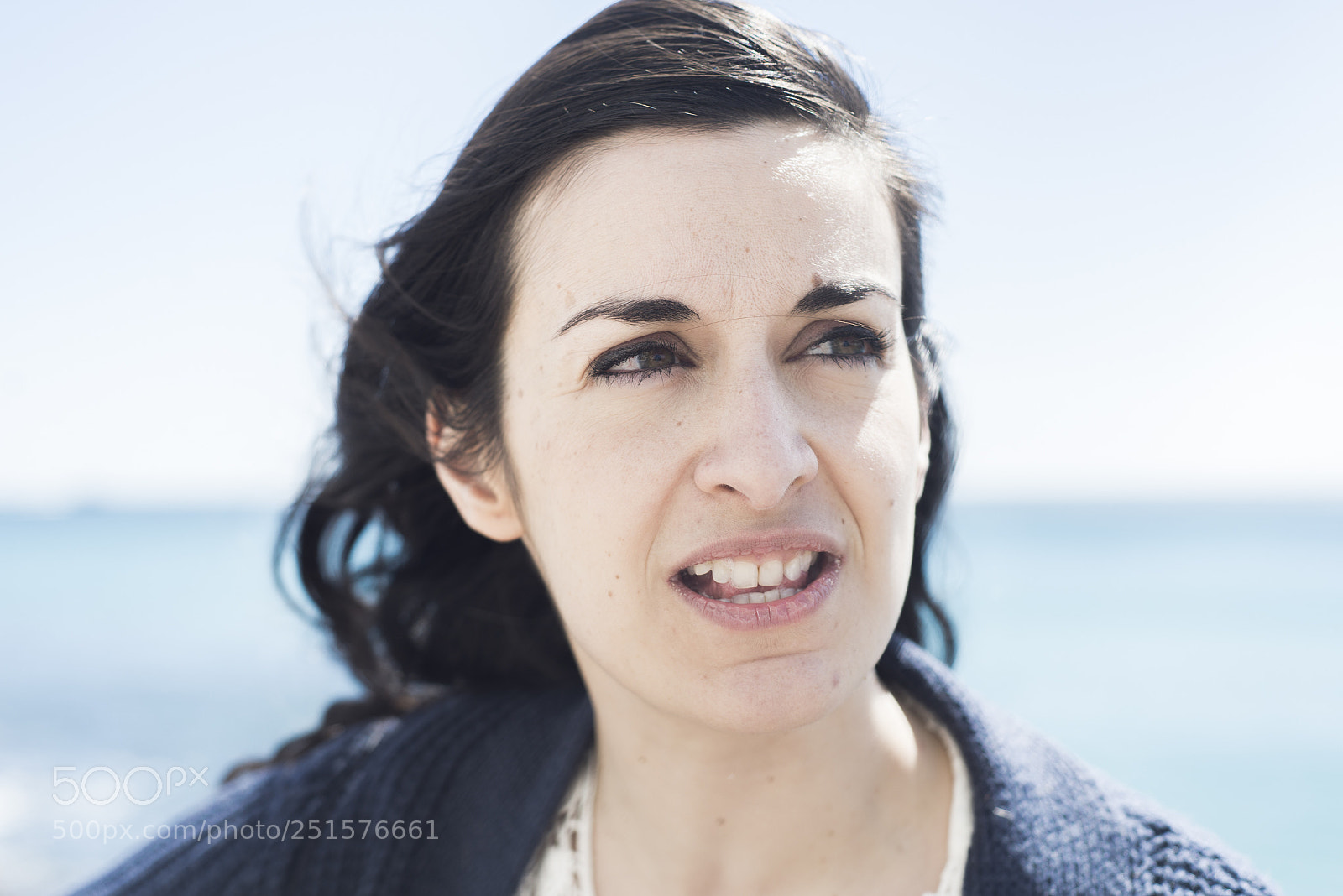 Nikon D610 sample photo. She looks like singing photography