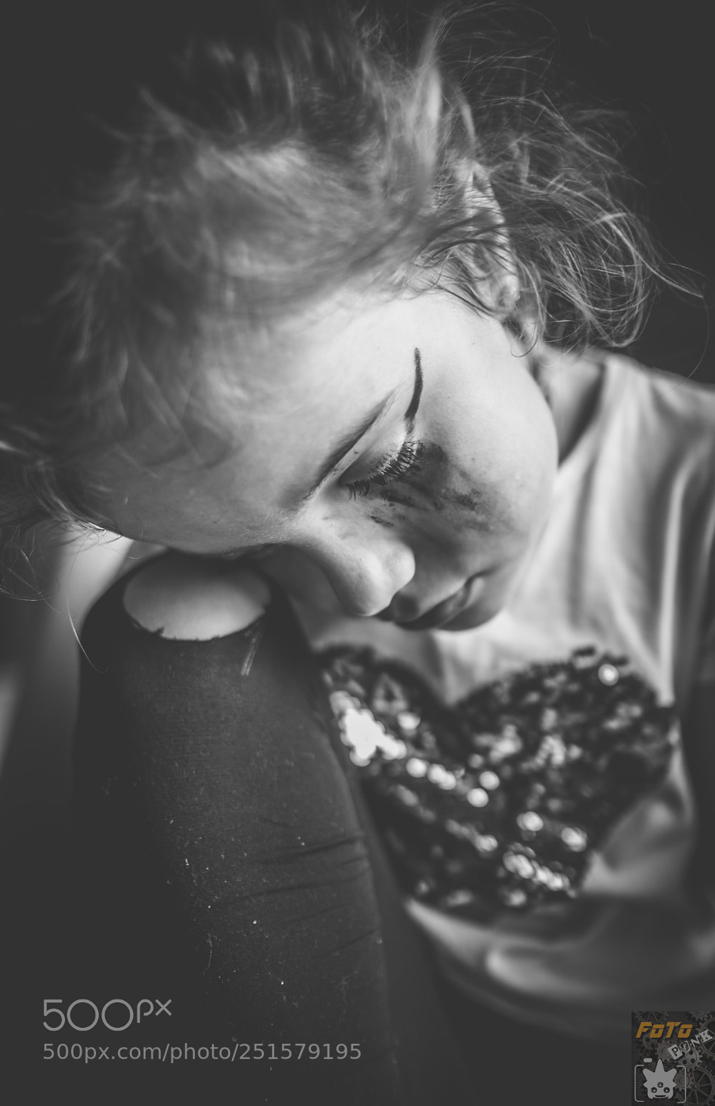 Fujifilm X-Pro2 sample photo. Pensive photography