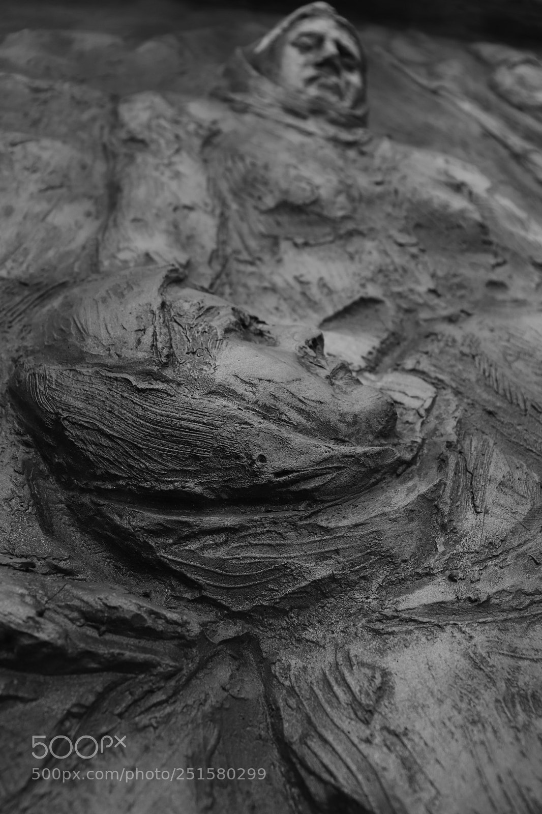 Canon EOS 200D (EOS Rebel SL2 / EOS Kiss X9) sample photo. Madre photography