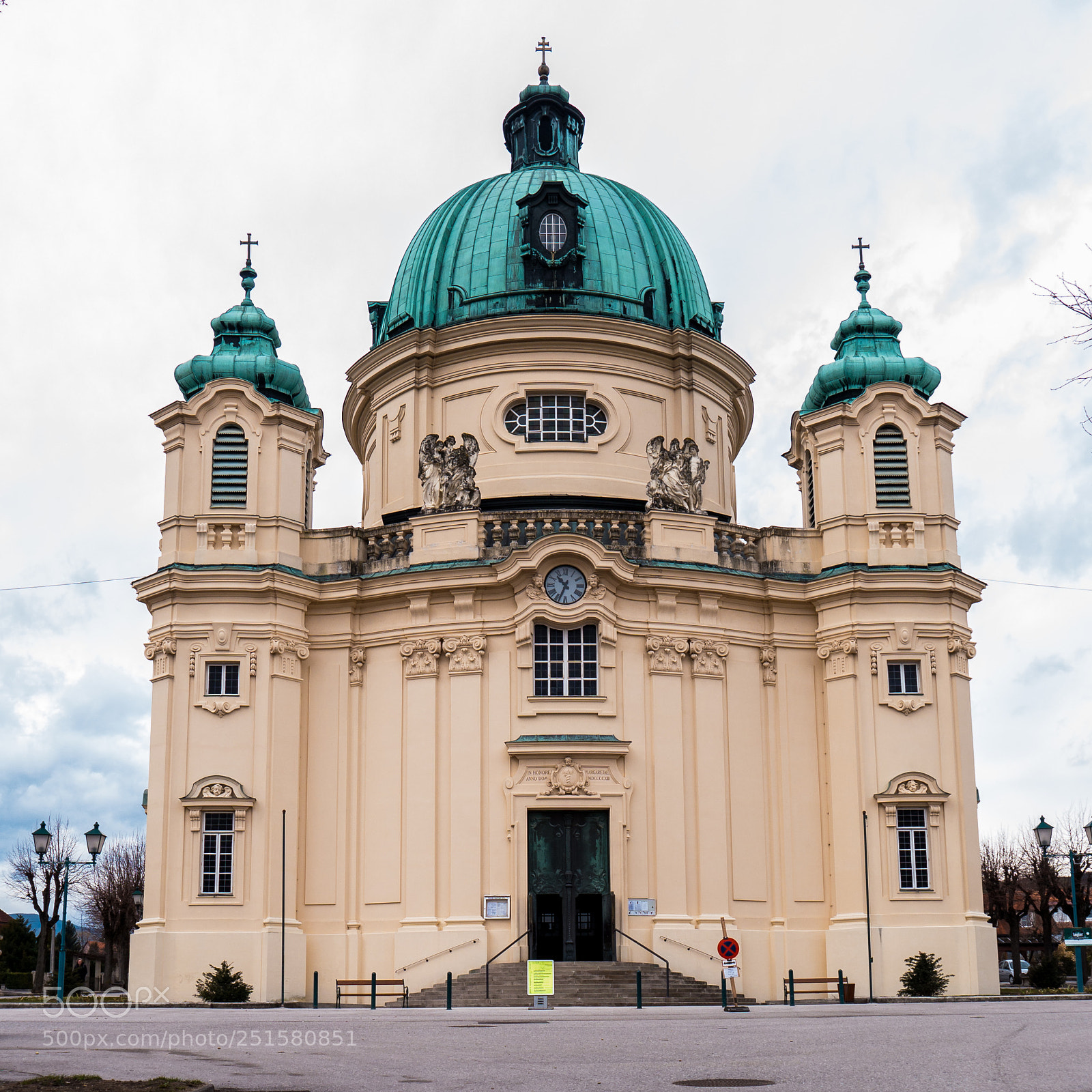 Panasonic Lumix DMC-G6 sample photo. Pfarrkirche berndorf-st. margareta photography