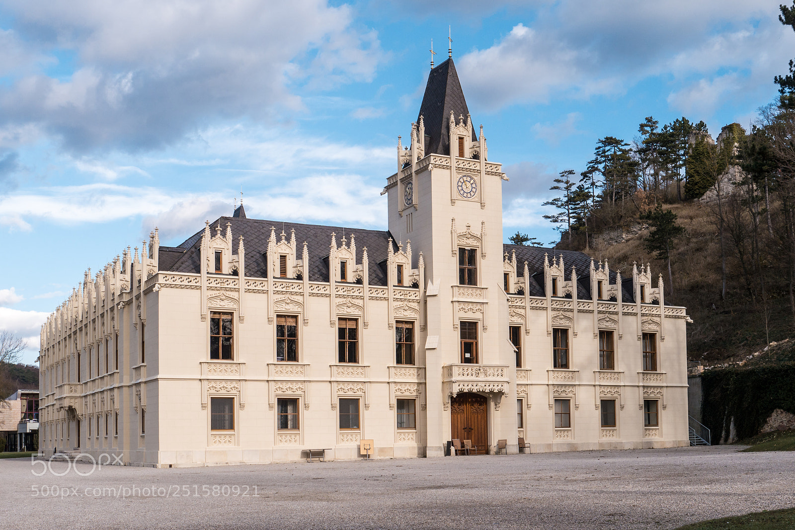 Panasonic Lumix DMC-G6 sample photo. Schloss hernstein photography