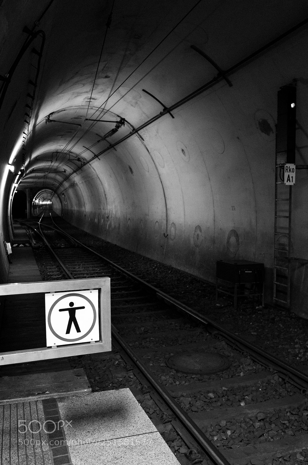 Ricoh GR sample photo. Tunnelblick photography