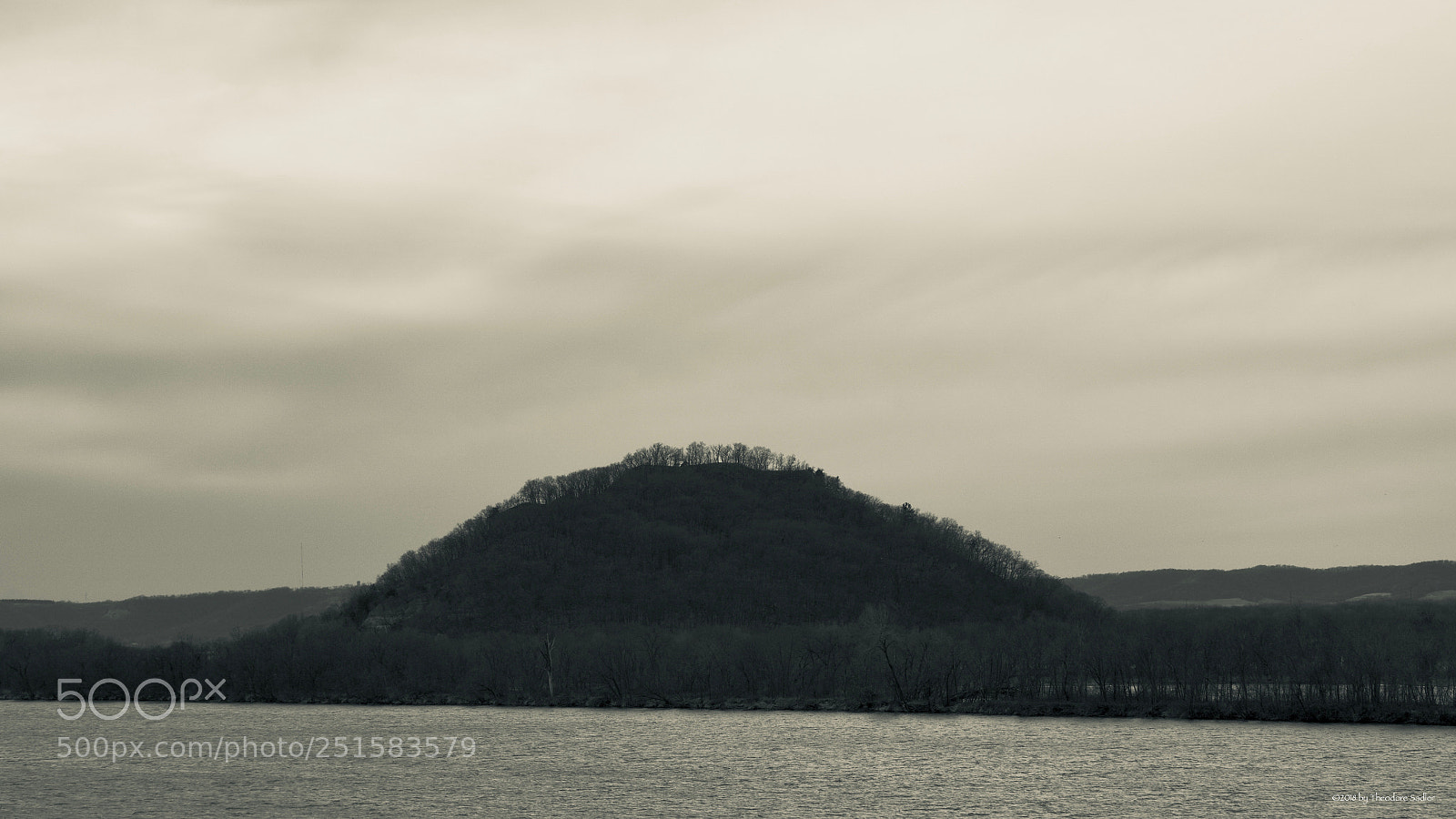 Sony a6000 sample photo. Mn hwy61 rural spring photography