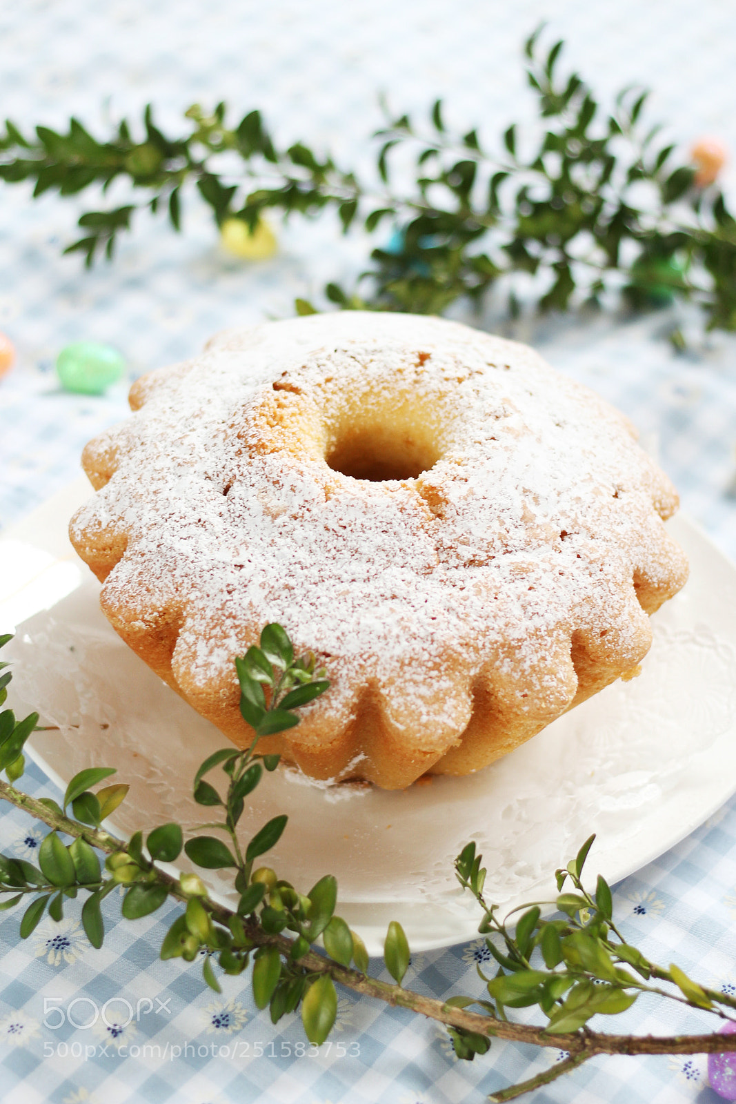Canon EOS 600D (Rebel EOS T3i / EOS Kiss X5) sample photo. Easter cake photography