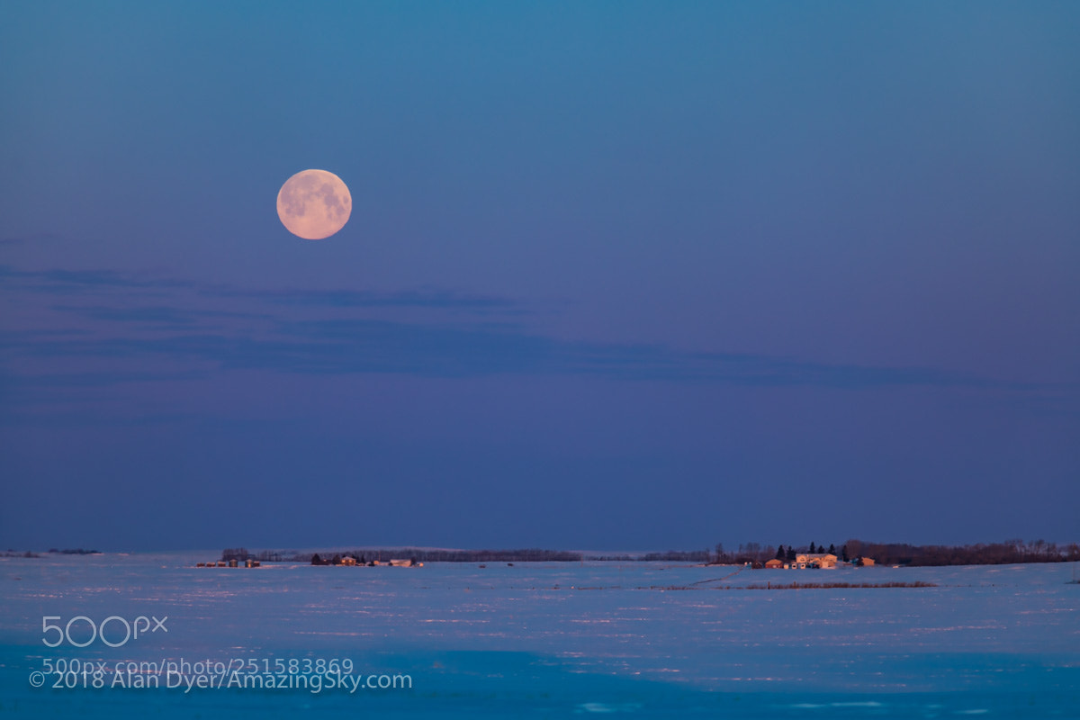 Canon EOS 6D Mark II sample photo. The easter full moonset photography