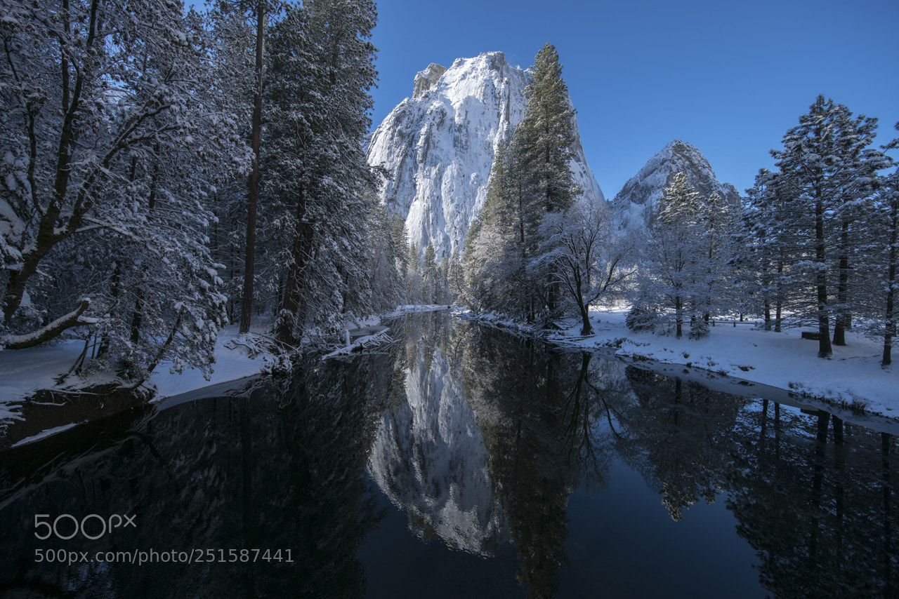 Sony a7R II sample photo. Cathedral reflection photography