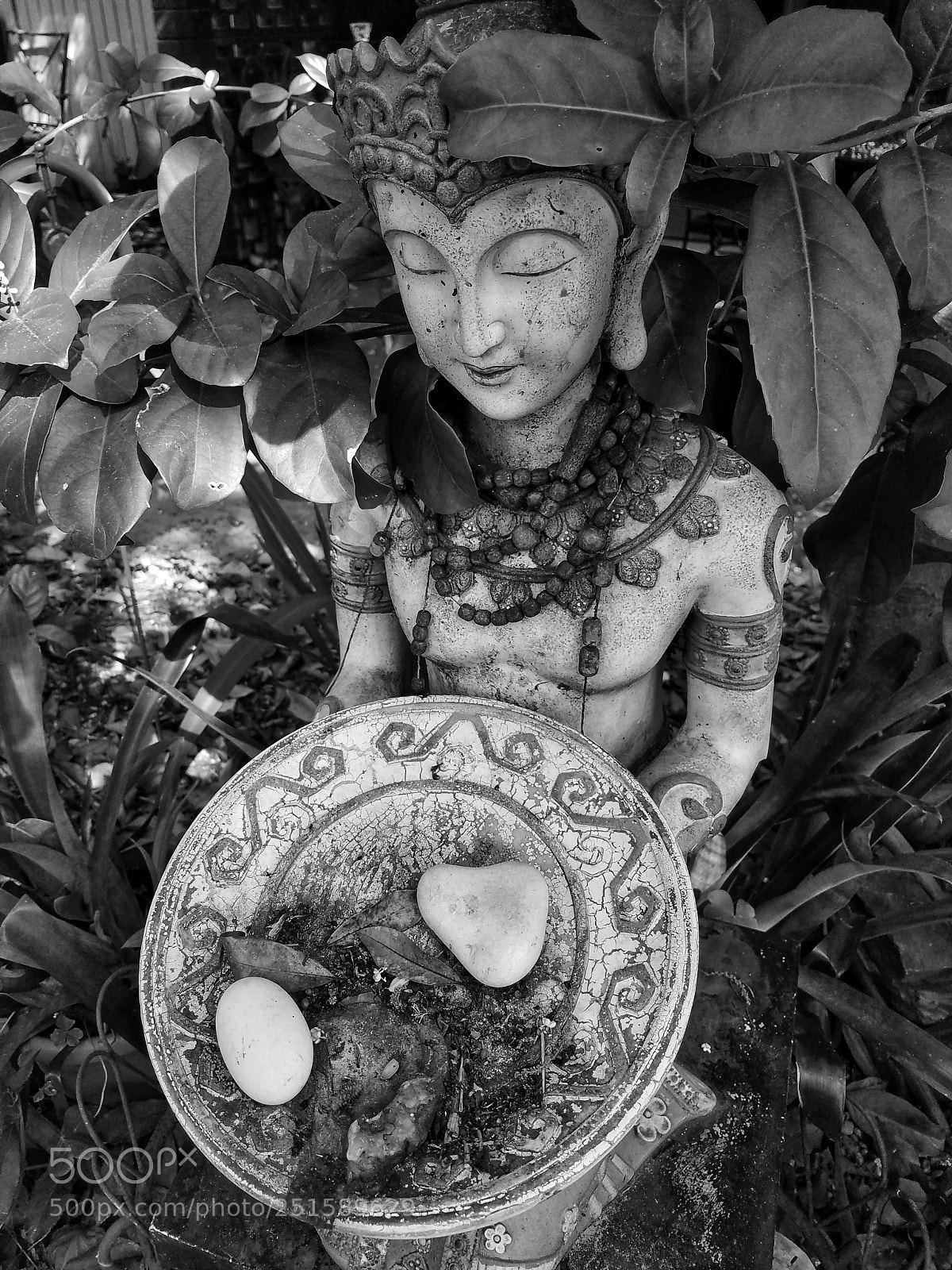 Samsung Galaxy S7 sample photo. Peace in the garden photography