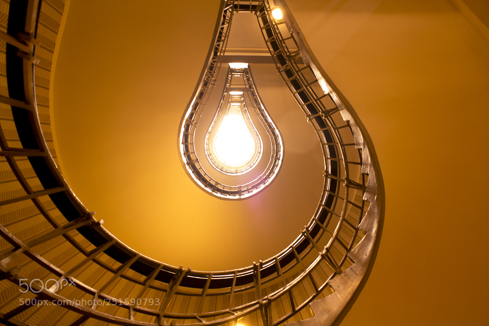 Canon EOS 60D sample photo. Tribute to edison, prague photography