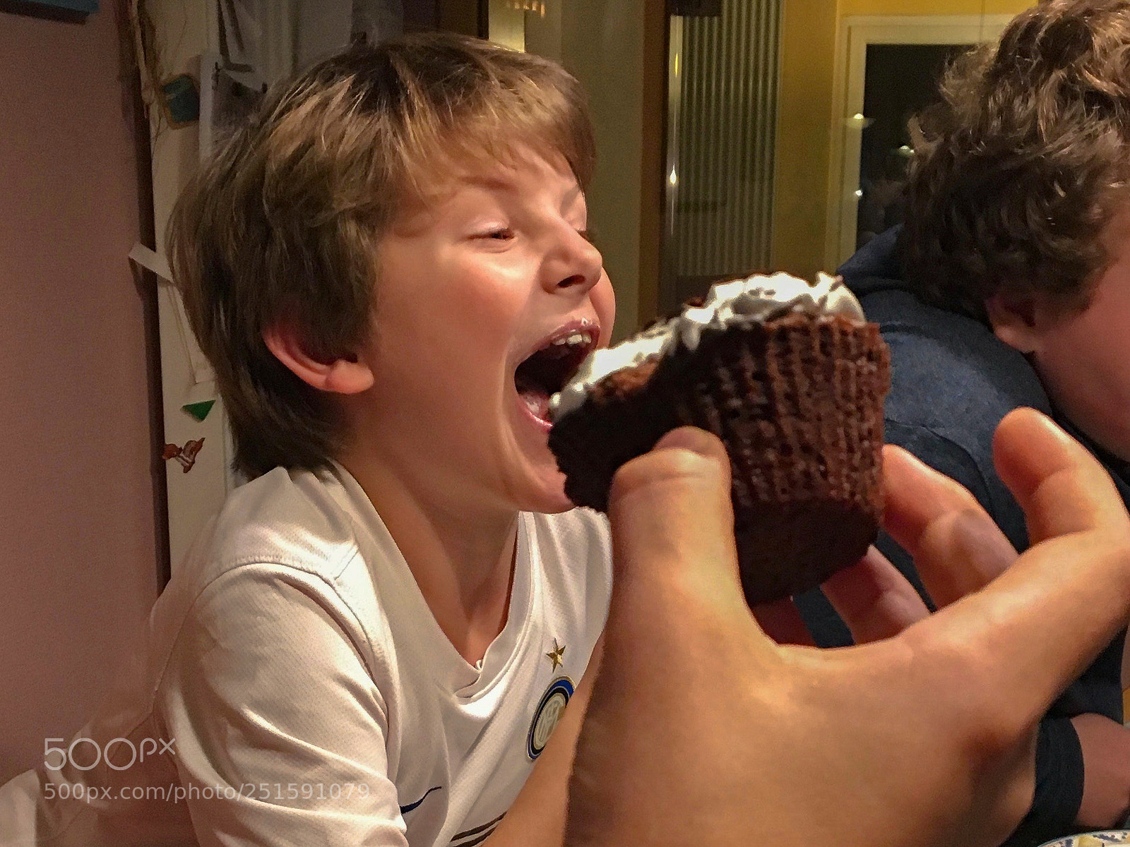 Apple iPhone 6s sample photo. Grosser hunger photography