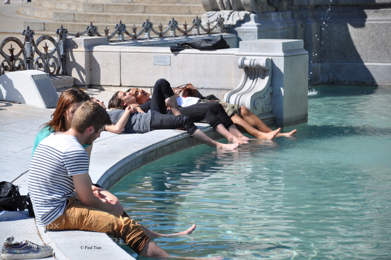 Nikon D90 sample photo. Sun feet in water photography