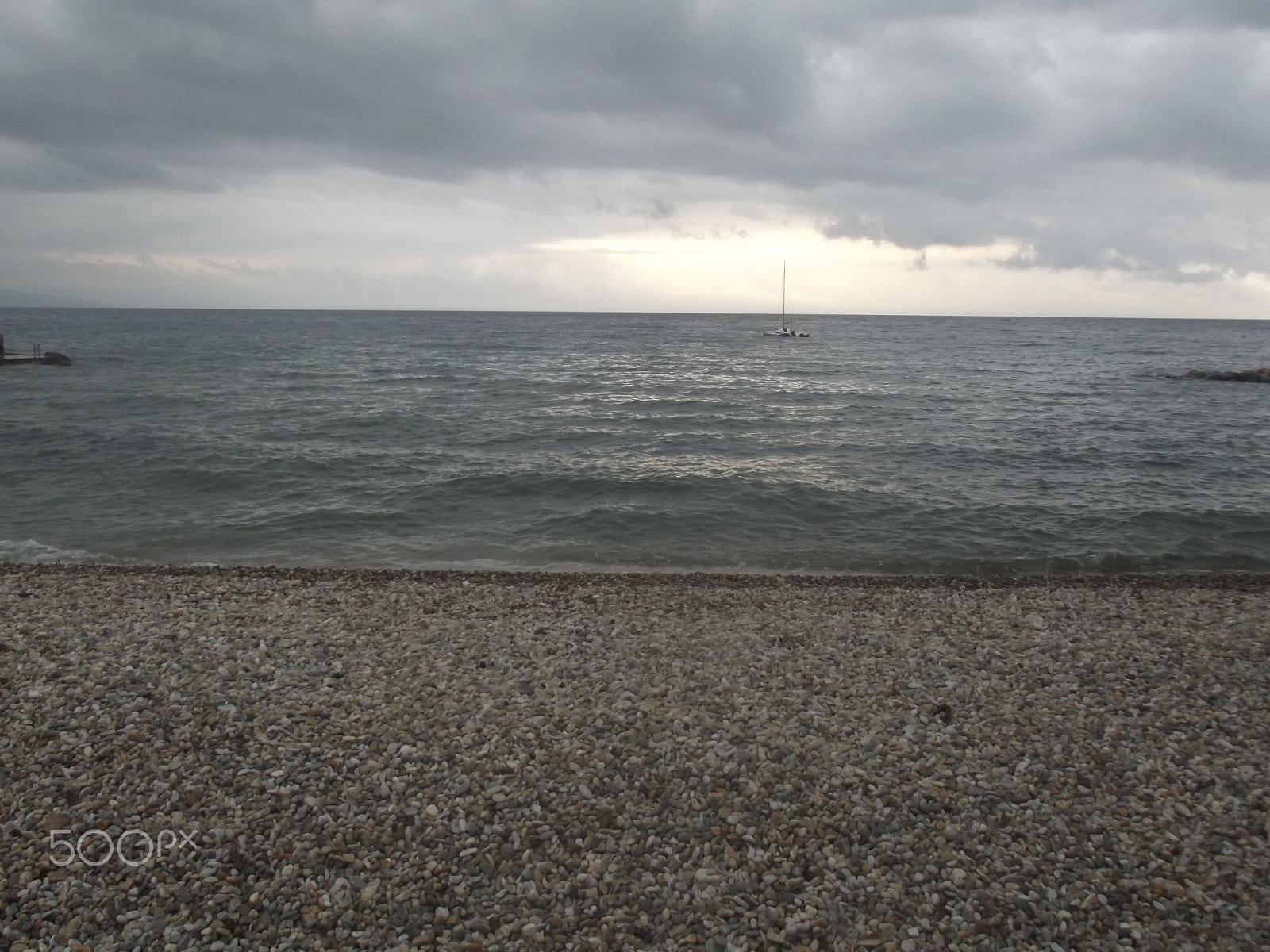 FujiFilm FinePix S2950 (FinePix S2990) sample photo. Gray day at the sea photography