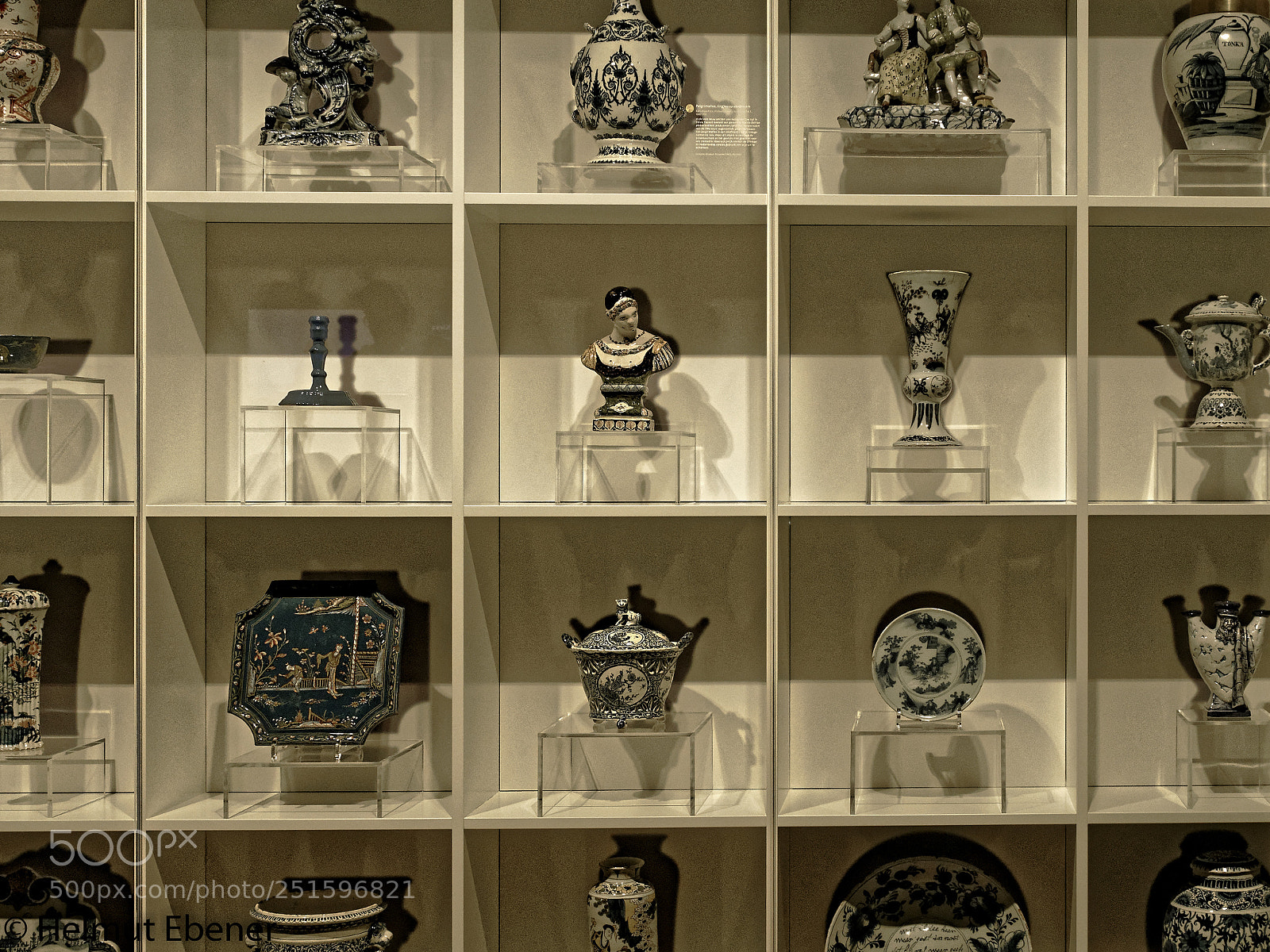 Olympus OM-D E-M5 sample photo. Delft nl, museum prinsenhof photography