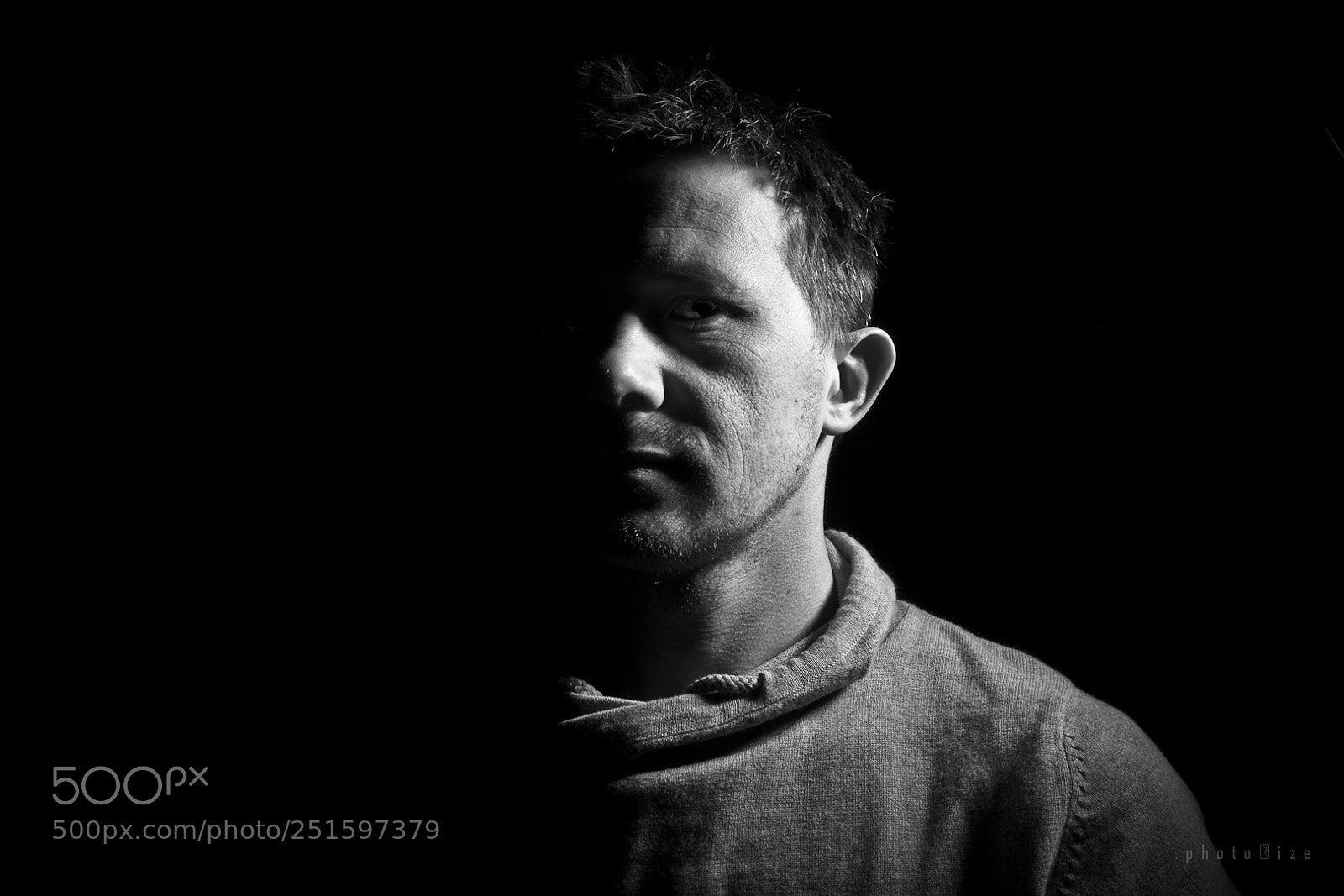 Canon EOS 5D Mark II sample photo. One speedlight with grids photography