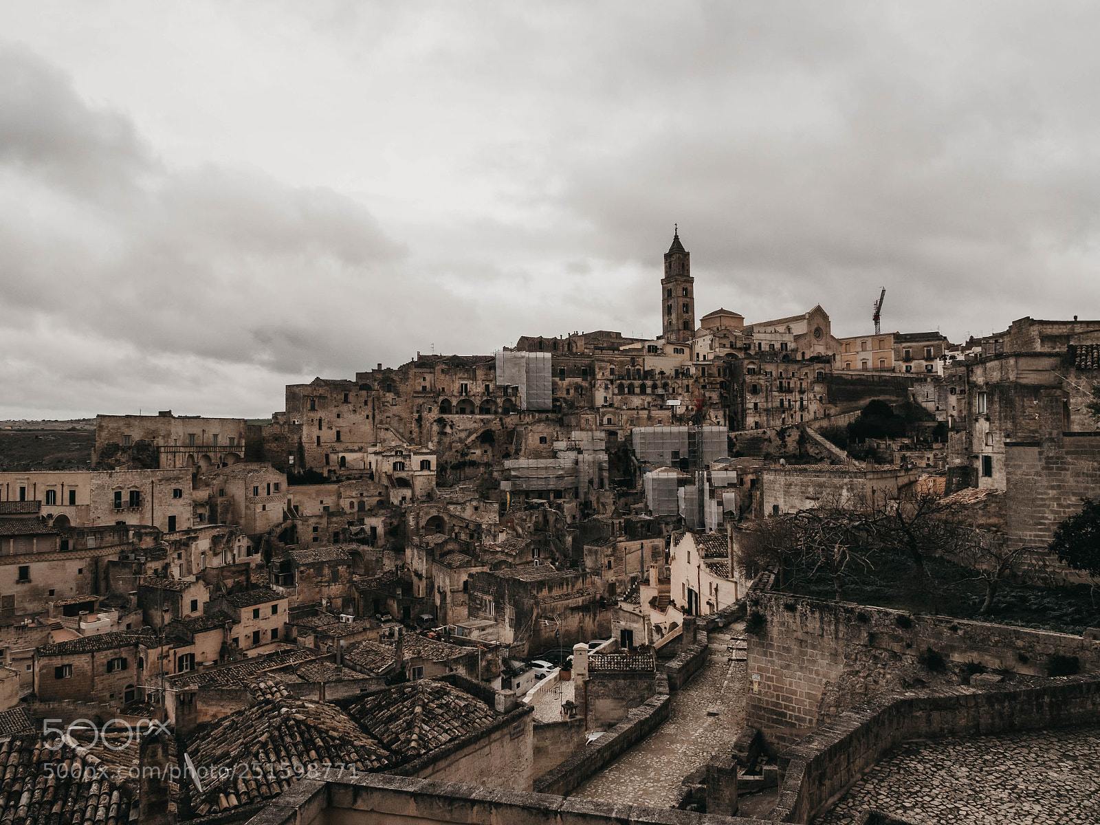 Panasonic Lumix DC-GH5 sample photo. Matera, a stormy day photography