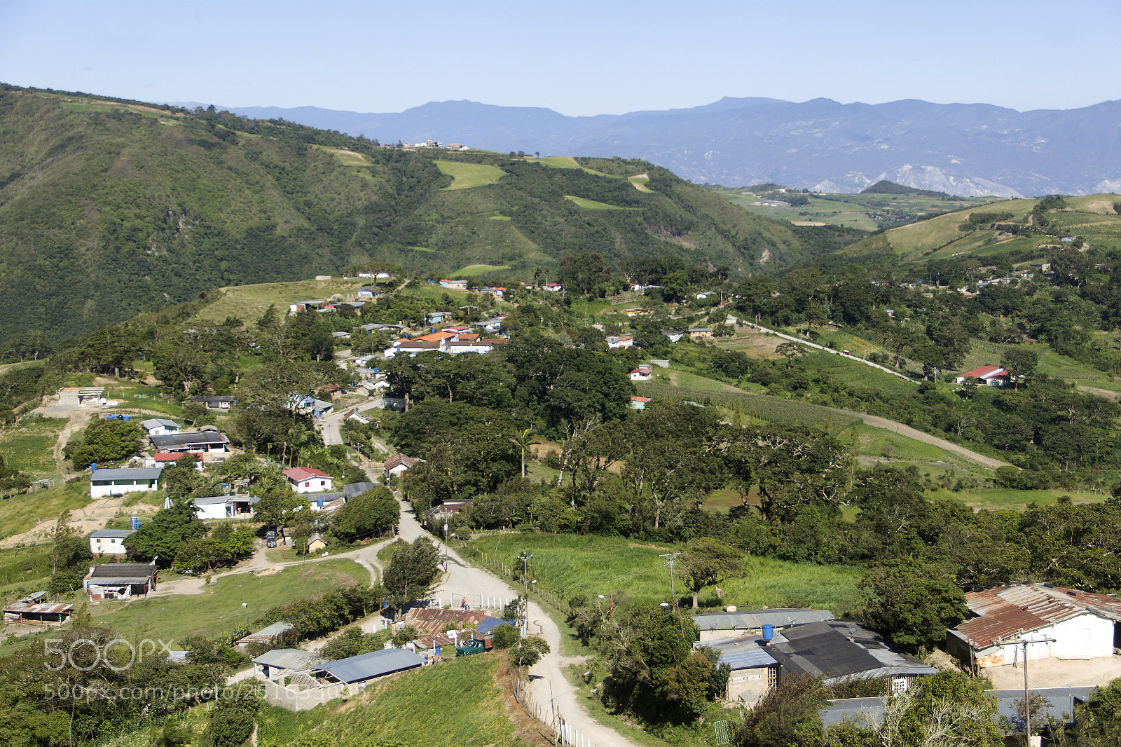 Canon EOS 60D sample photo. Pueblo monte carmelo en photography