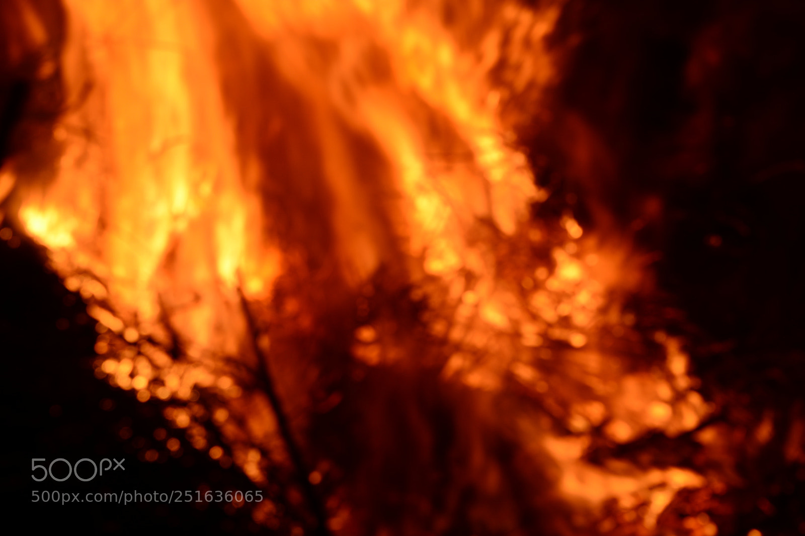 Nikon D5200 sample photo. Osterfeuer photography