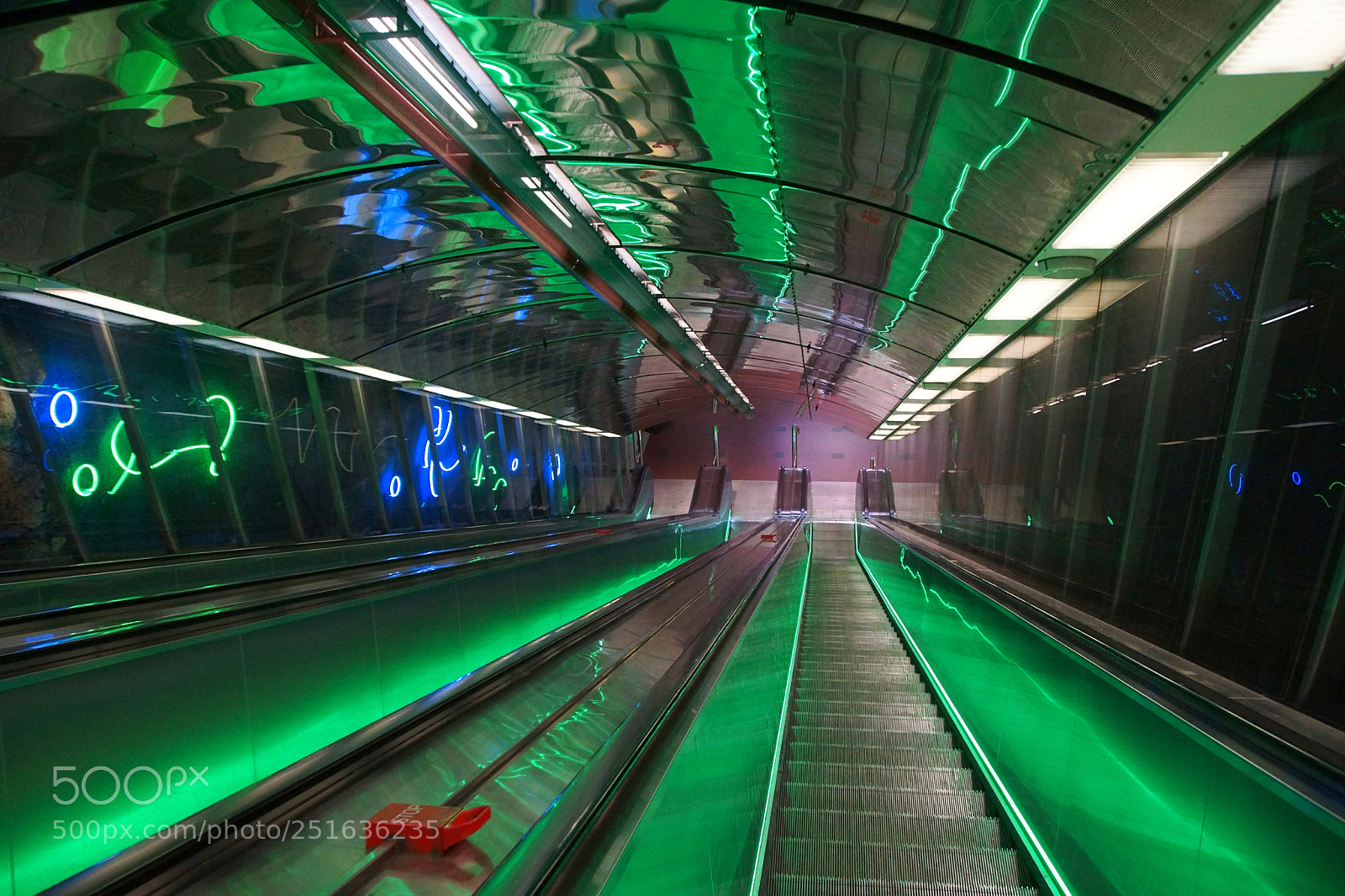 Sony SLT-A77 sample photo. Escalator for descent to photography