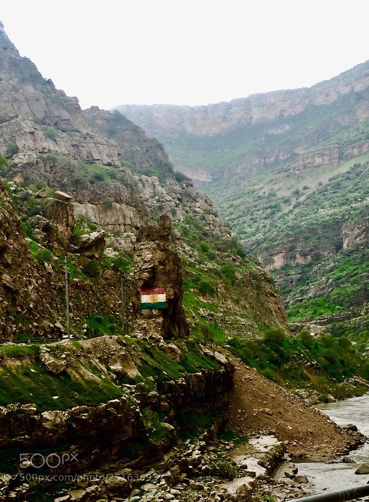 Apple iPhone 6 sample photo. Kurdistan s flag  photography