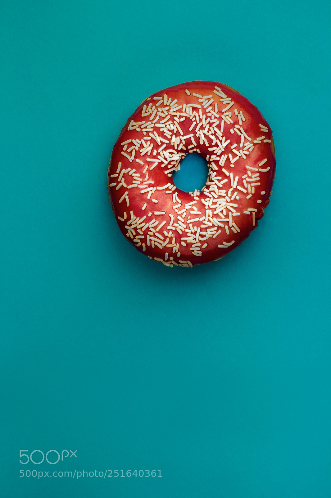 Canon EOS 60D sample photo. Red donut on blue photography